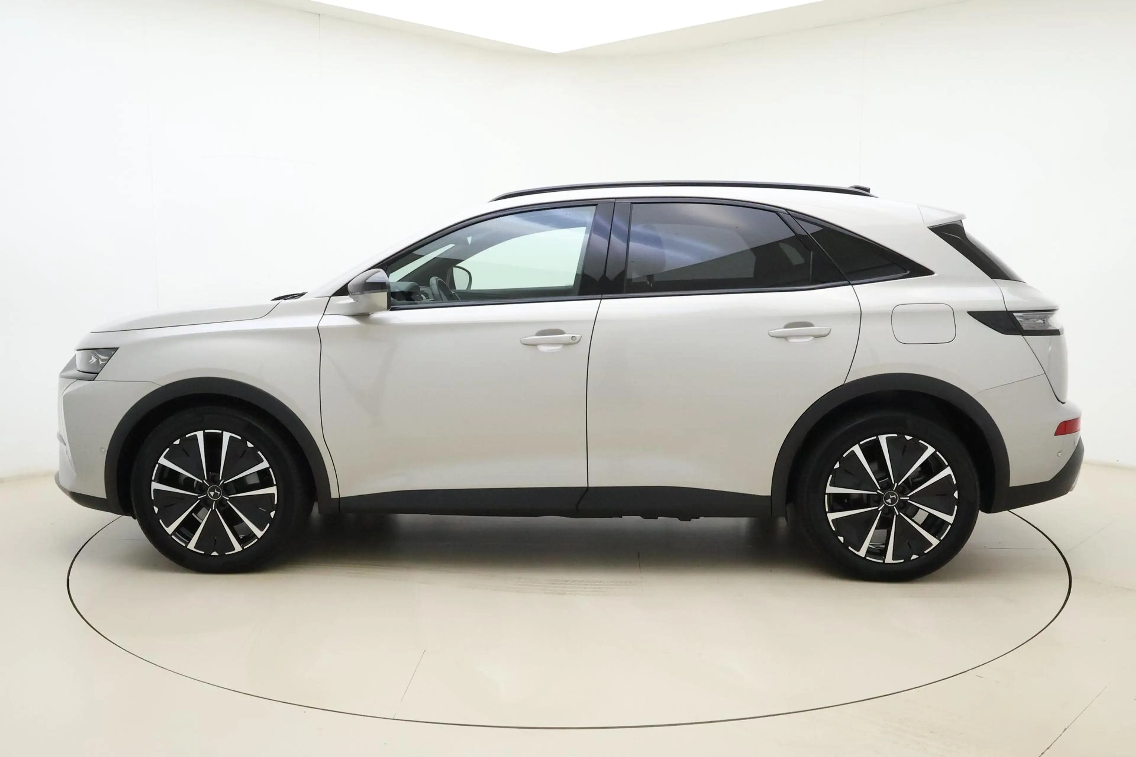 DS Automobiles DS 7 1.6 PHEV 300 4x4 Etoile | Navigatie | Panoramadak — photo 5