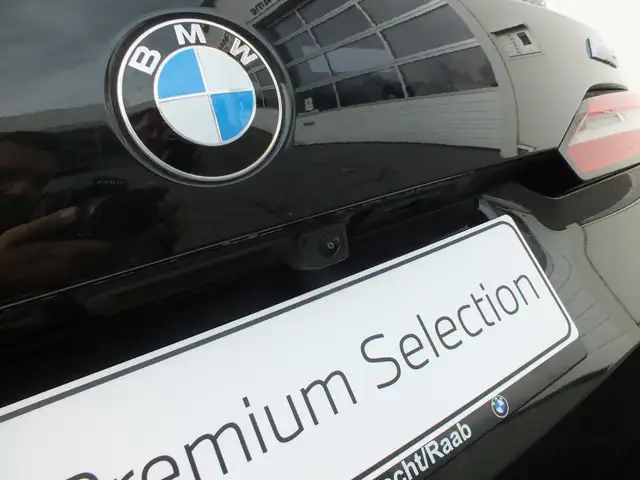 BMW M5 Ansicht 17