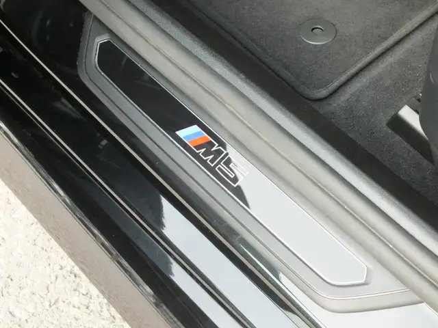 BMW M5 Ansicht 32