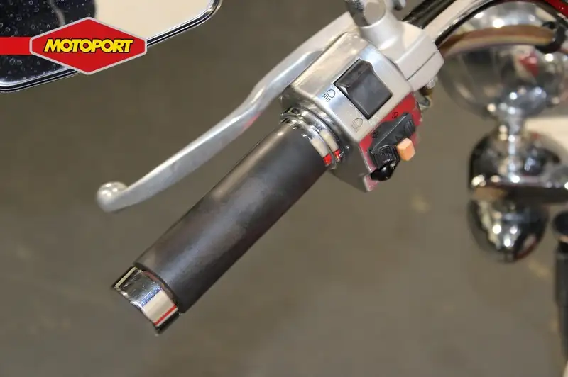 Kawasaki VN 800 - foto 8