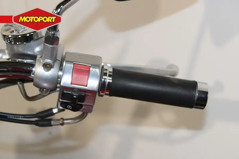 Kawasaki VN 800 - foto 7