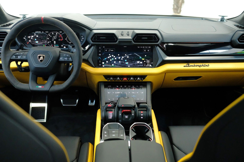 Lamborghini Urus SE/AD PERSONAM MATT/B&O/PANO/STYLE/23`ZOLL — photo 13
