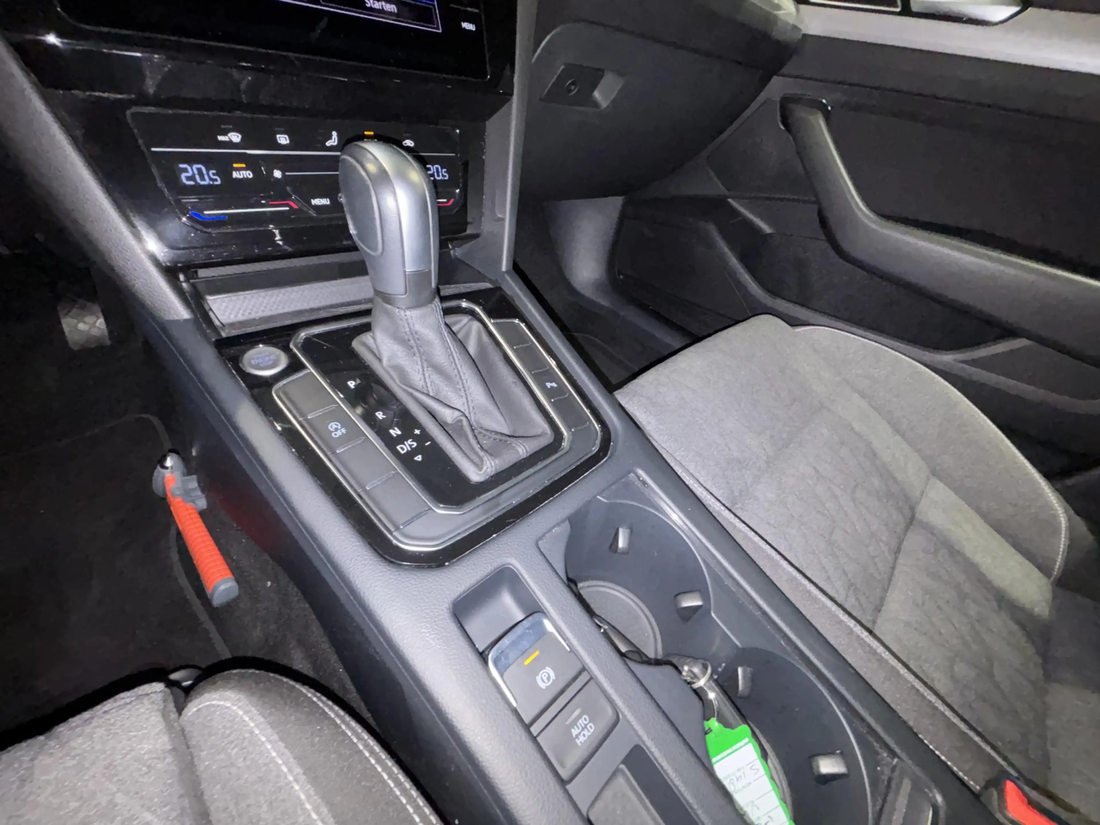 Volkswagen Passat Variant 1.5 TSI Business | Adaptieve cruise control | Acht — photo 21