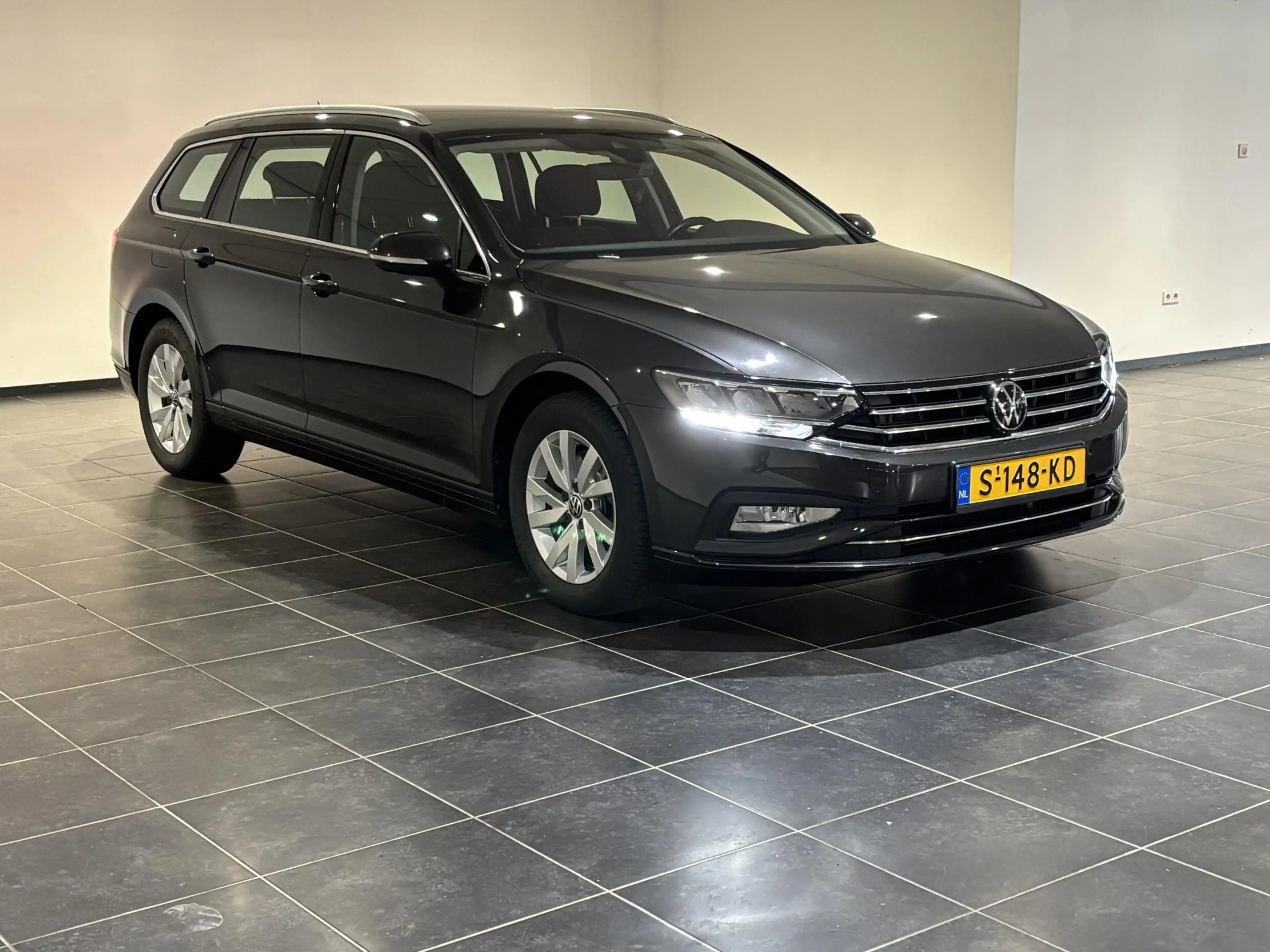 Volkswagen Passat Variant 1.5 TSI Business | Adaptieve cruise control | Acht — photo 5