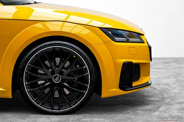 Audi TTS view 13