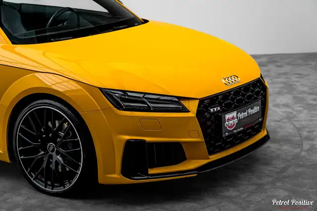 Audi TTS view 11