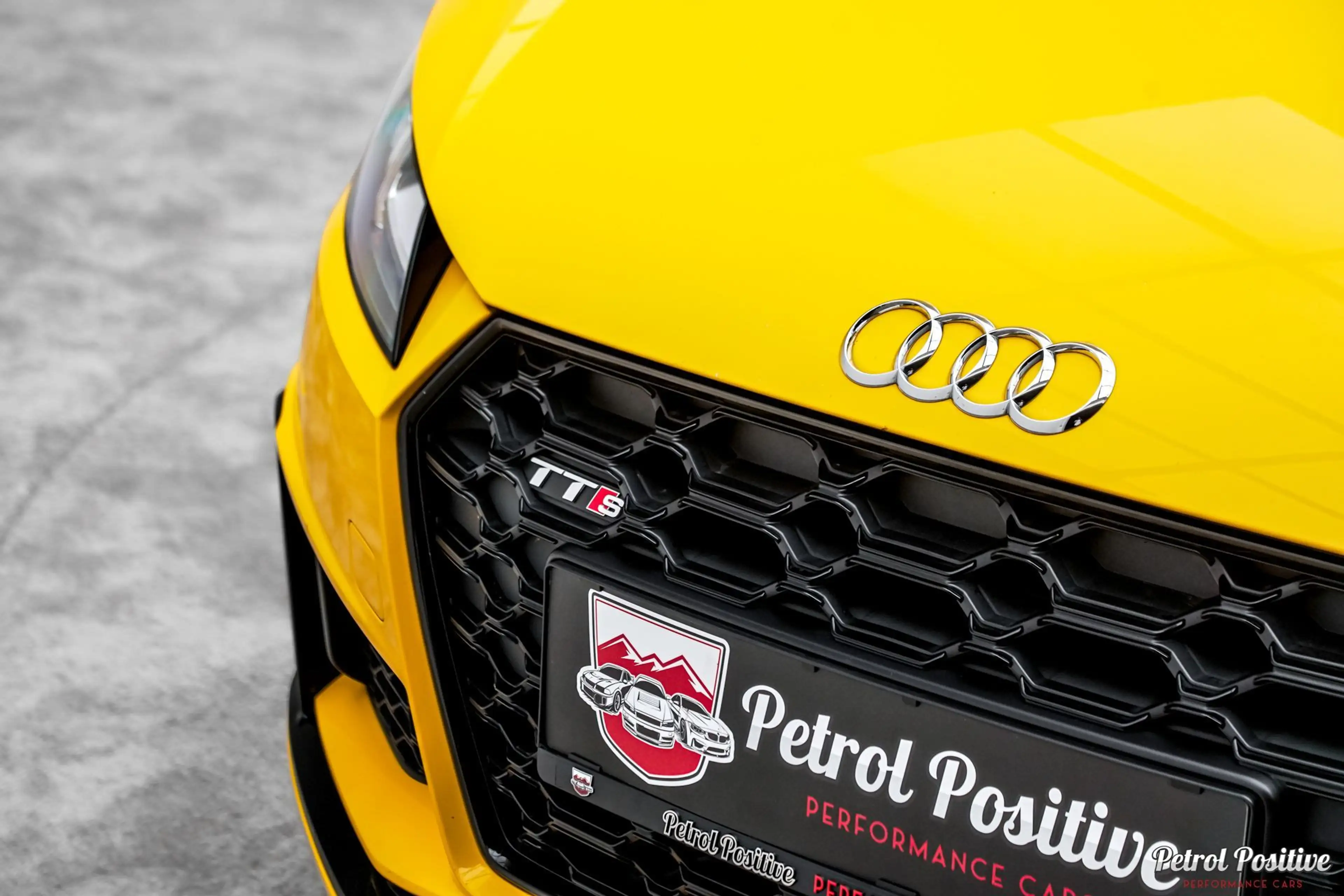 Audi TTS Roadster TFSI quattro S-tronic — photo 6