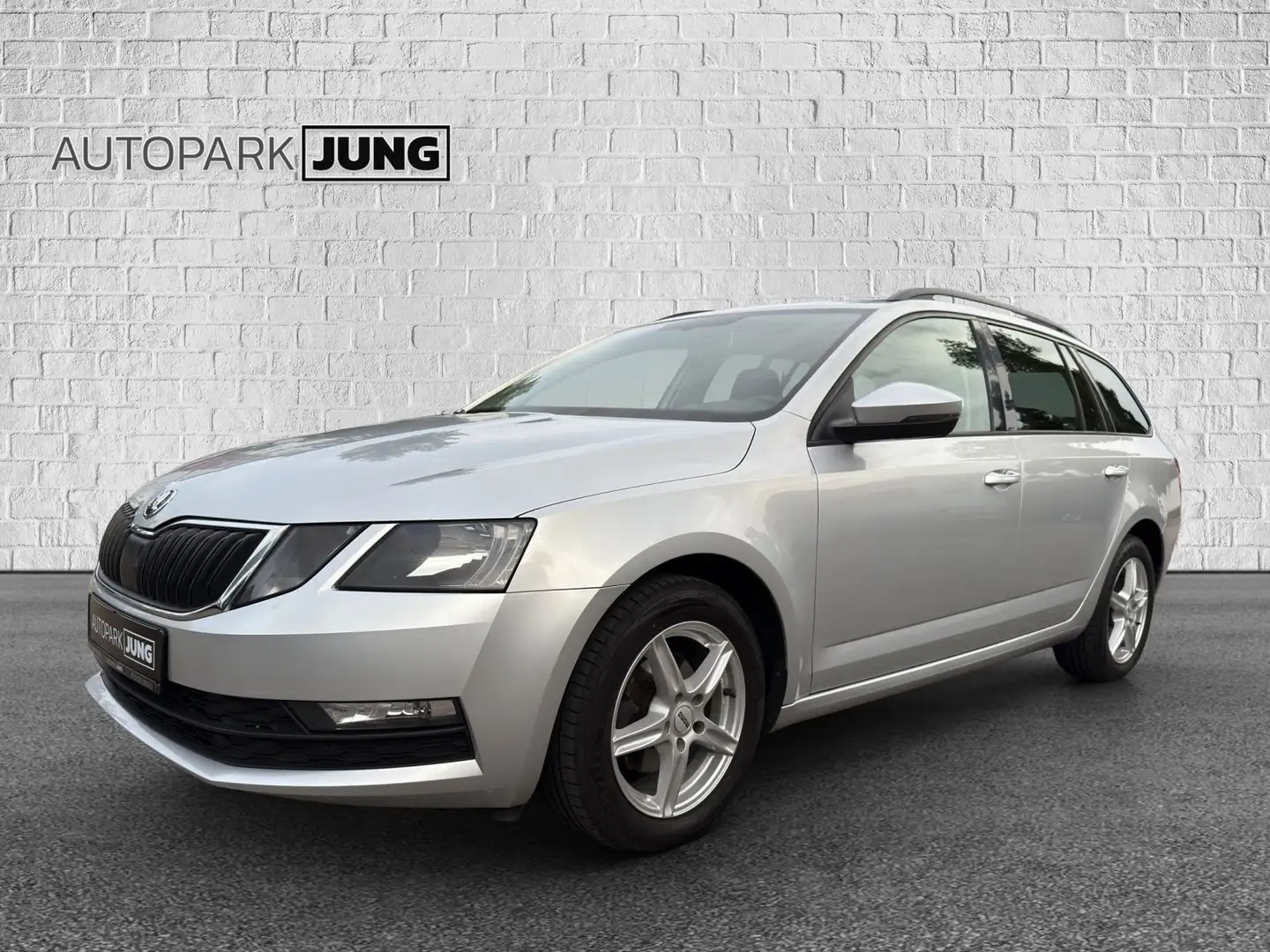 Skoda Octavia Combi Ambition*Navi*ACC*SHZ Silber - 1