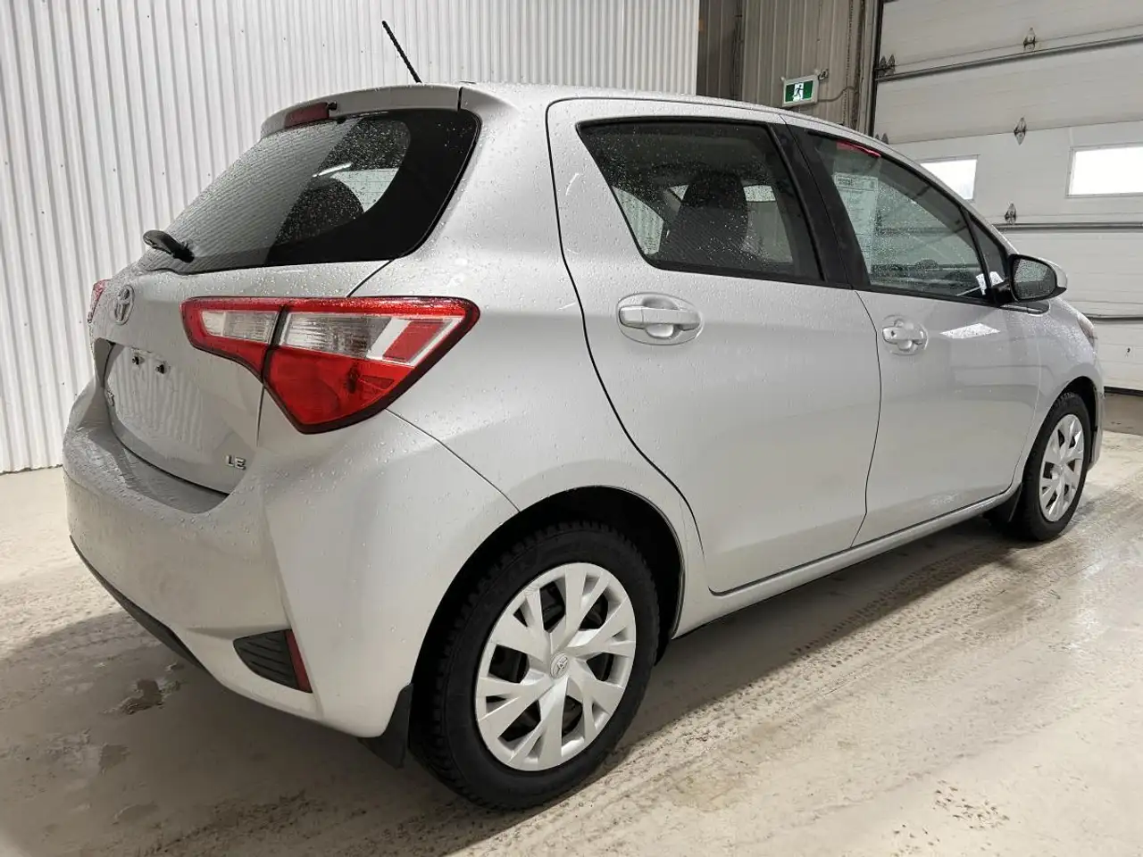 Toyota Yaris снимка Toyota Yaris