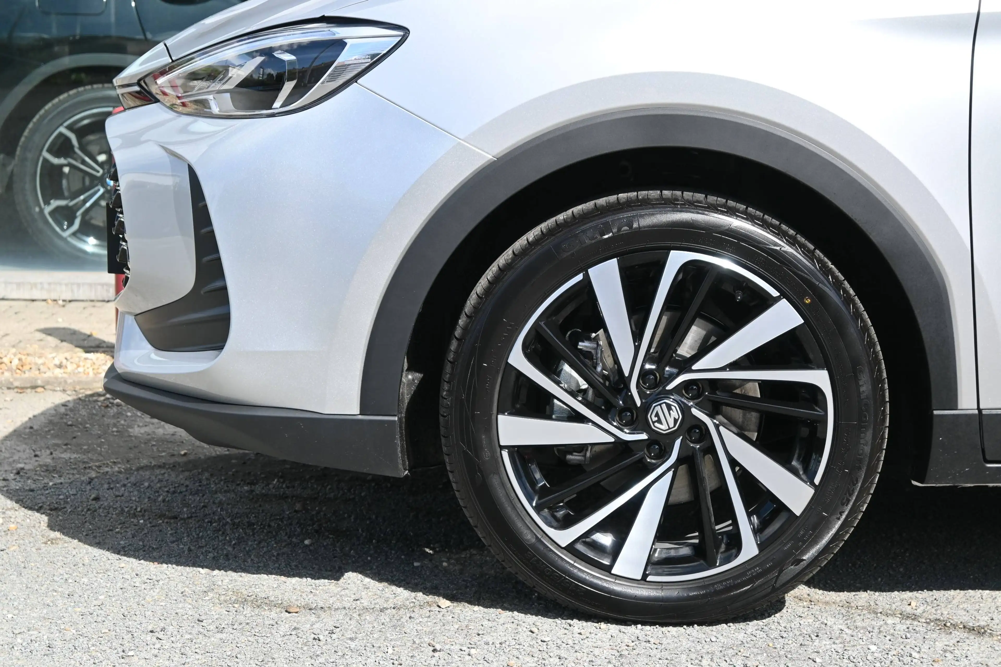 MG ZS 1.5hybrid PANO DAK - LEDER - NAVI - 360° CAM - LED - NIEUW — photo 15