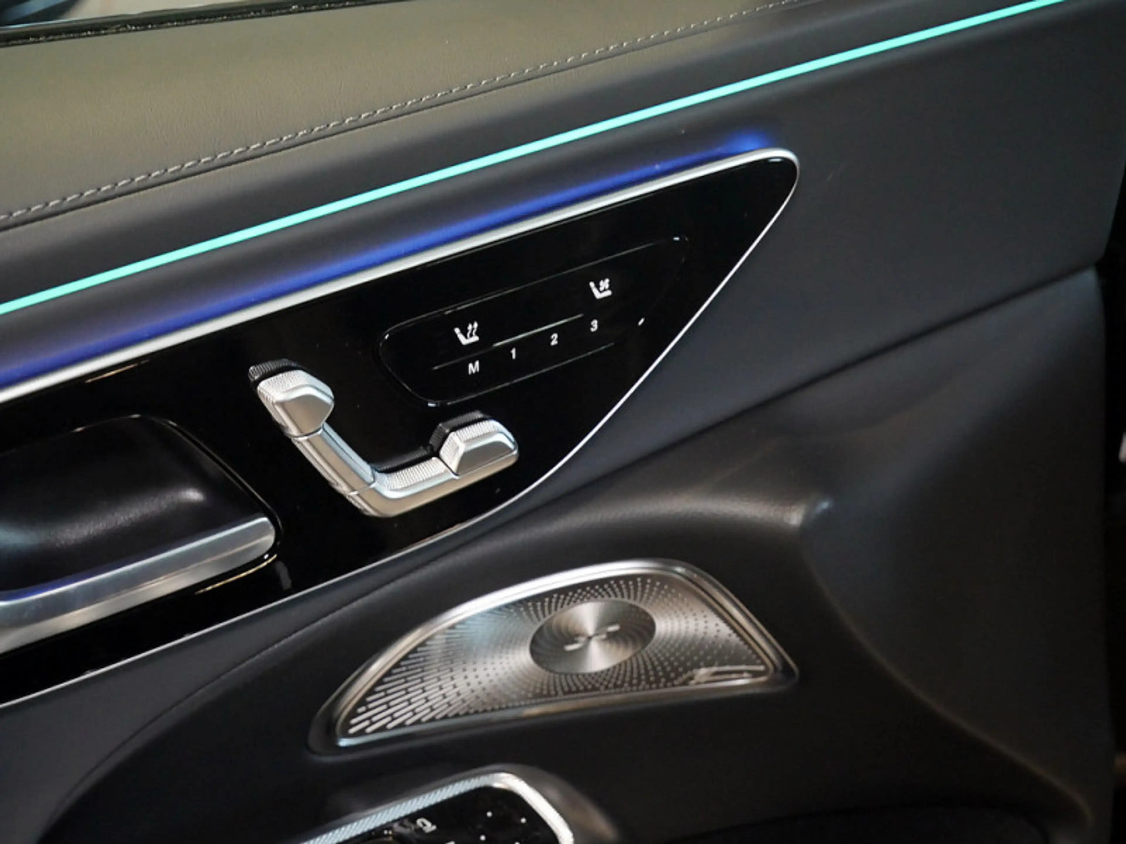 Mercedes-Benz E 450 d 4MATIC T-Modell AMG BURM NIGHT PREMIUM — photo 14