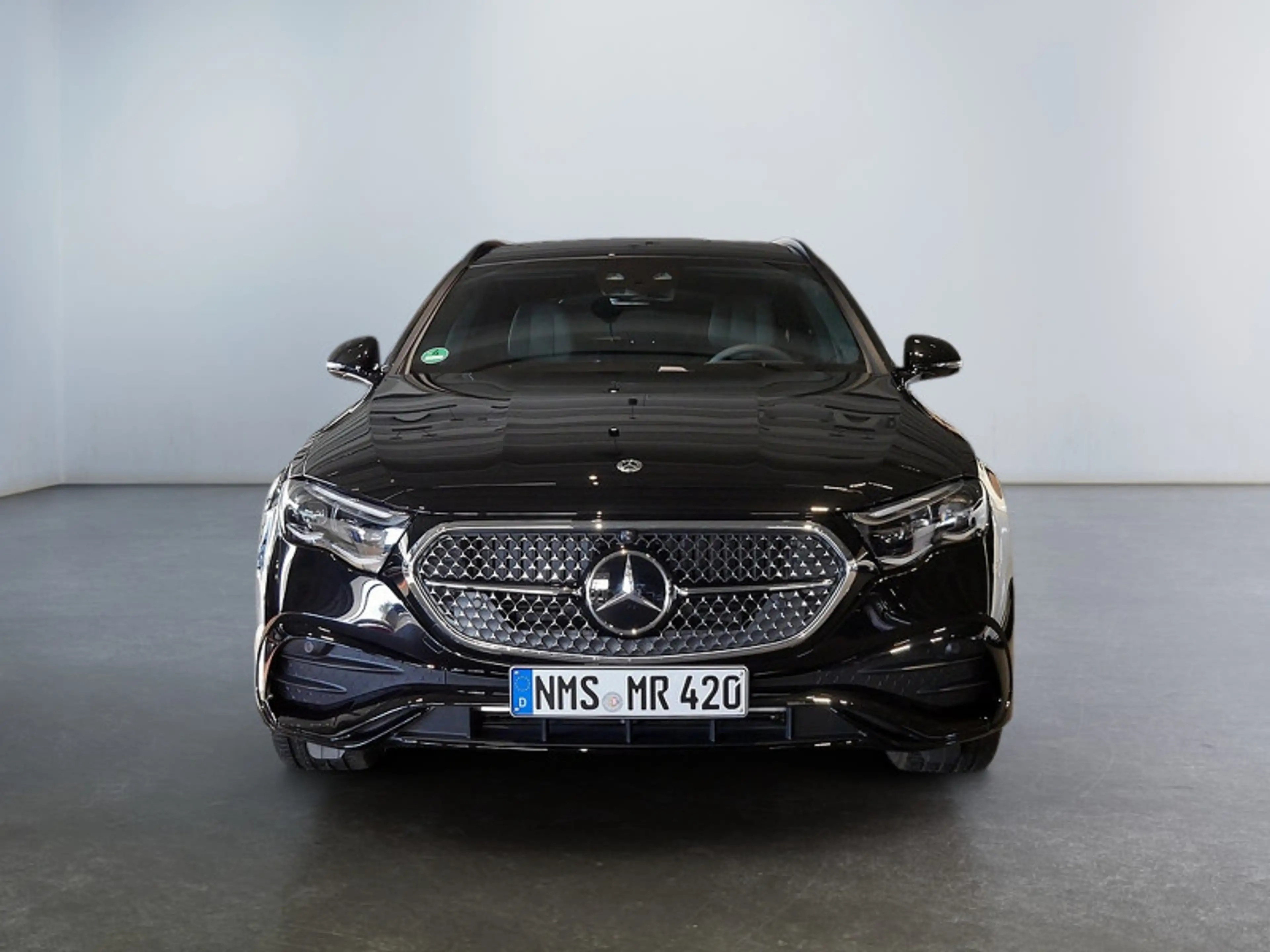 Mercedes-Benz E 450 d 4MATIC T-Modell AMG BURM NIGHT PREMIUM — photo 2