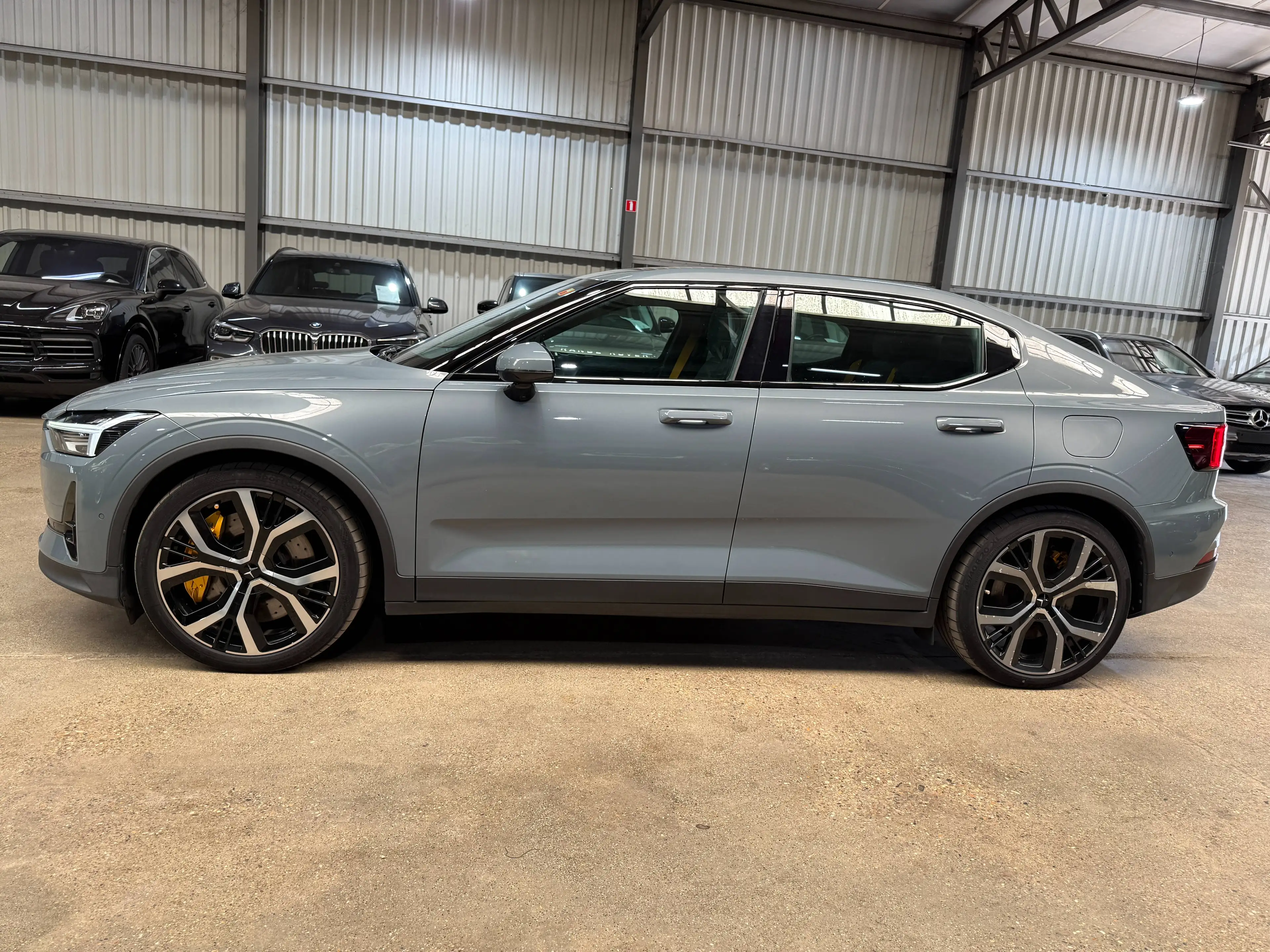 Polestar 2 Polestar 2 78 kWh Dual Motor MY22 (300kW) AWD — photo 4