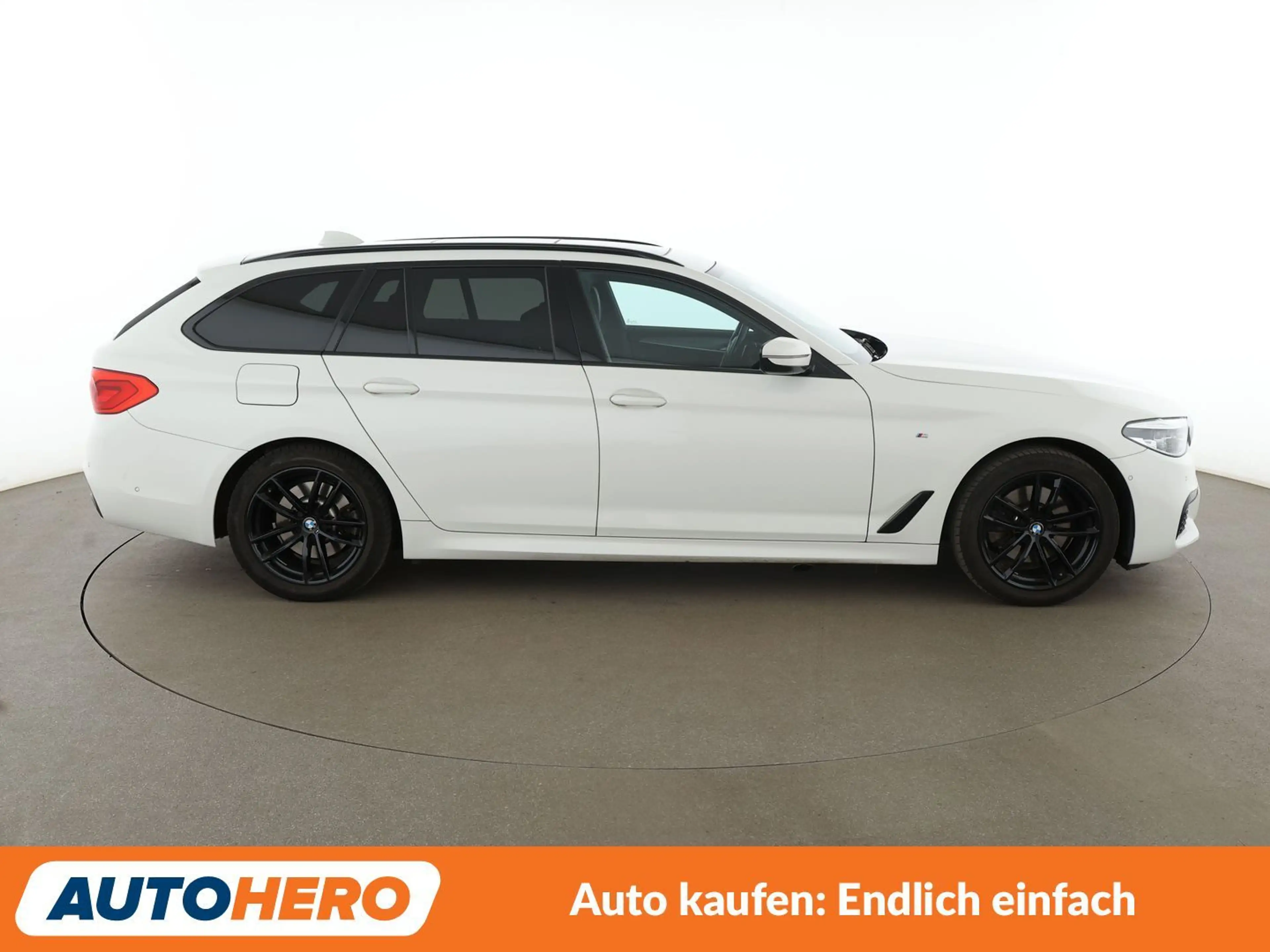 BMW 520 520d M Sport Aut.*NAVI*HEAD-UP*LED*ACC*CAM*PDC*SHZ — photo 7