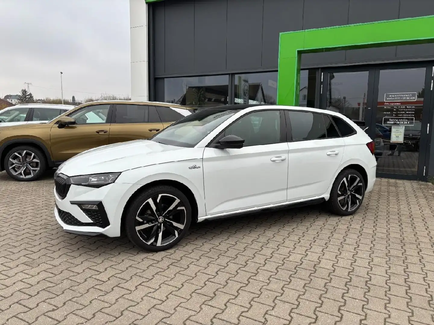 Skoda Scala Scala 1.5 TSI Monte Carlo Navi*Pano*Kamera*AHK Blanc - 2
