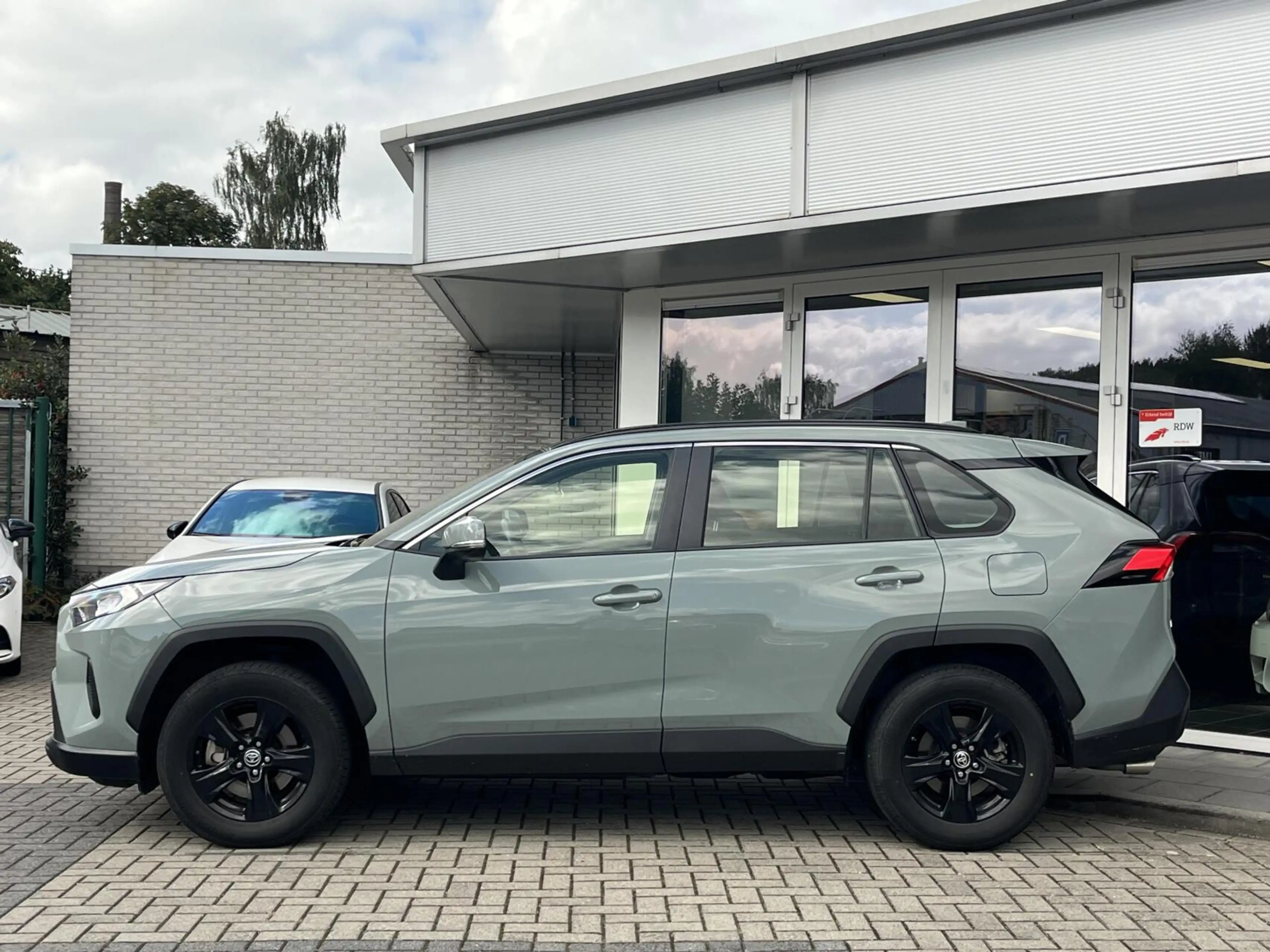 Toyota RAV4 2.5 Hybrid 218PK ACC+LED+CAMERA+TREKHAAK NL AUTO — photo 4