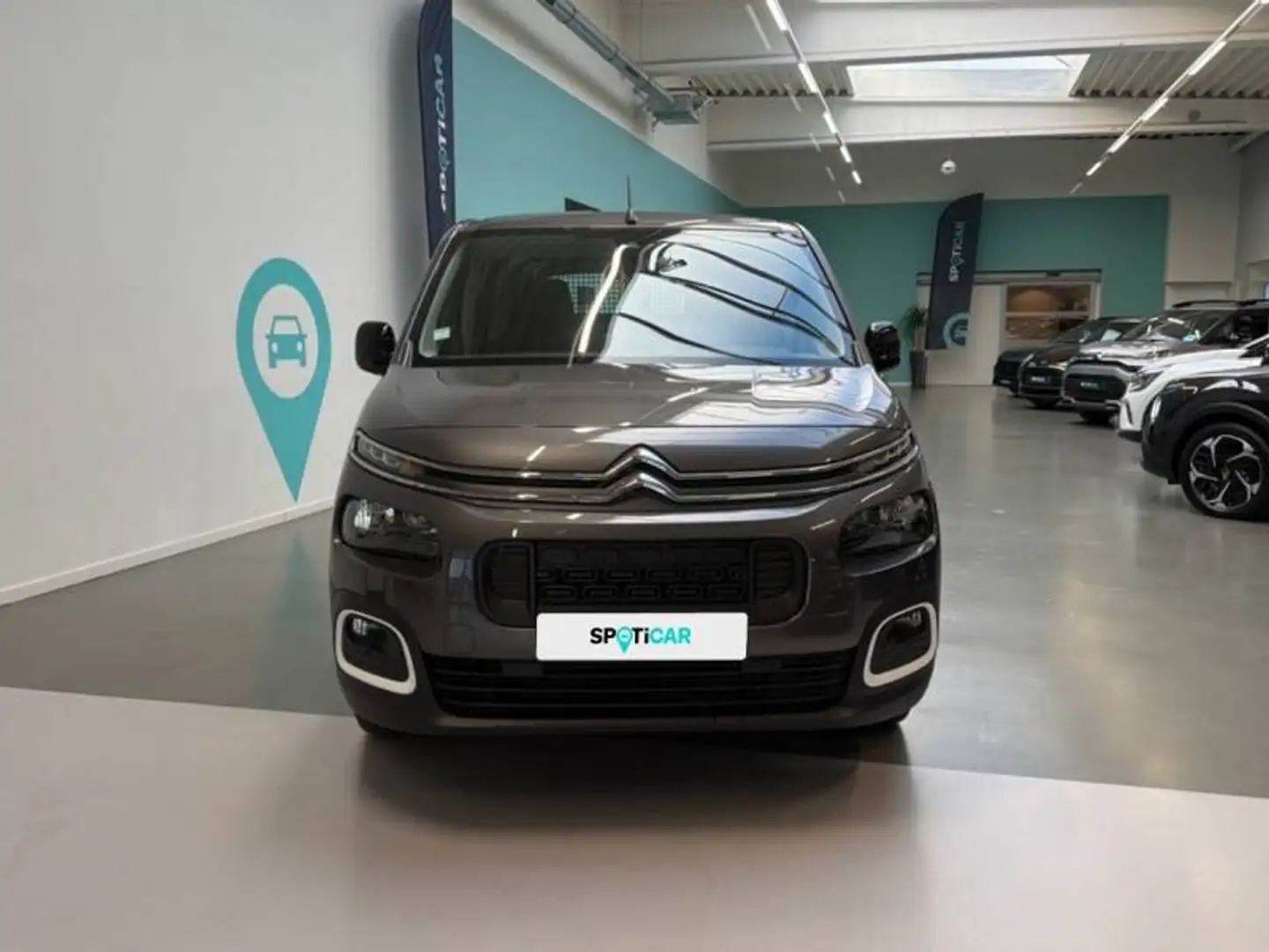 Citroen Berlingo Multispace 3 M 1.2 PT 110 S&S MAN6 FEEL Gris - 2