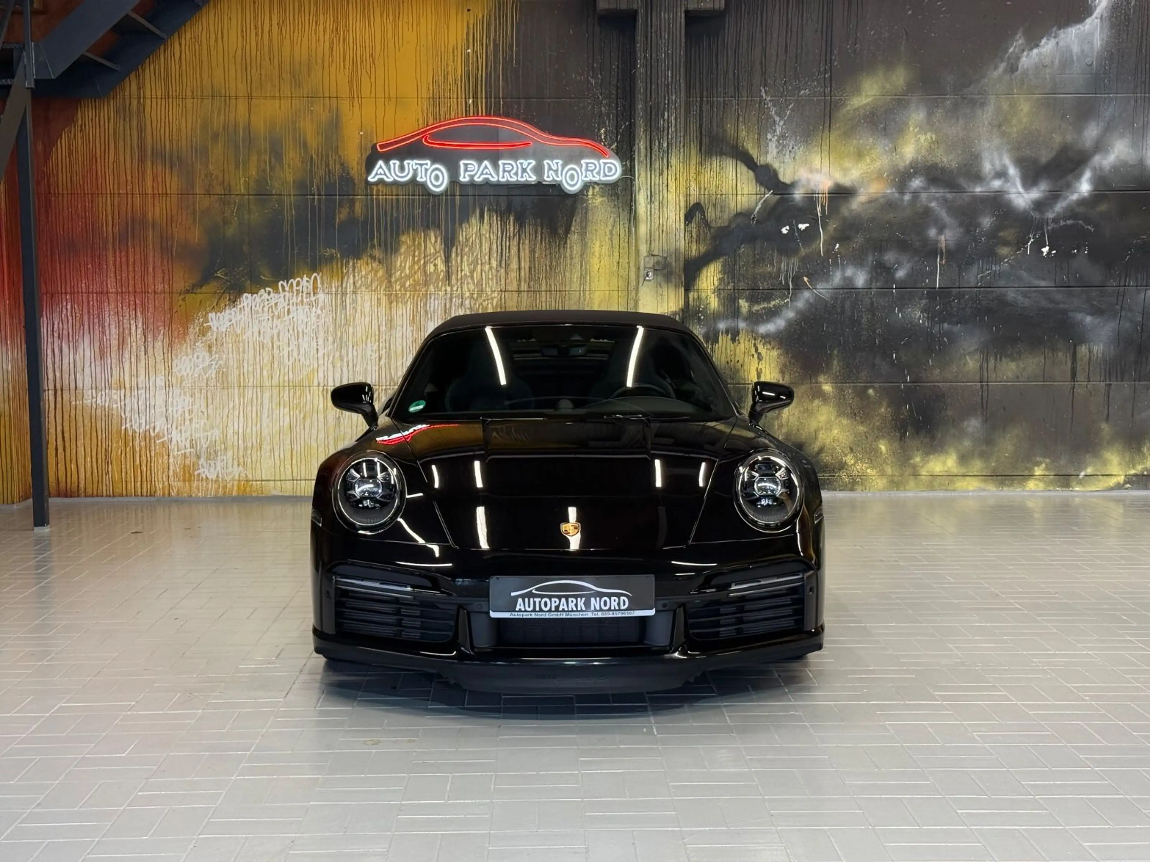 Porsche 911 Turbo S Cabriolet MATRIX~LIFT~KERAMIK~BOSE — photo 2