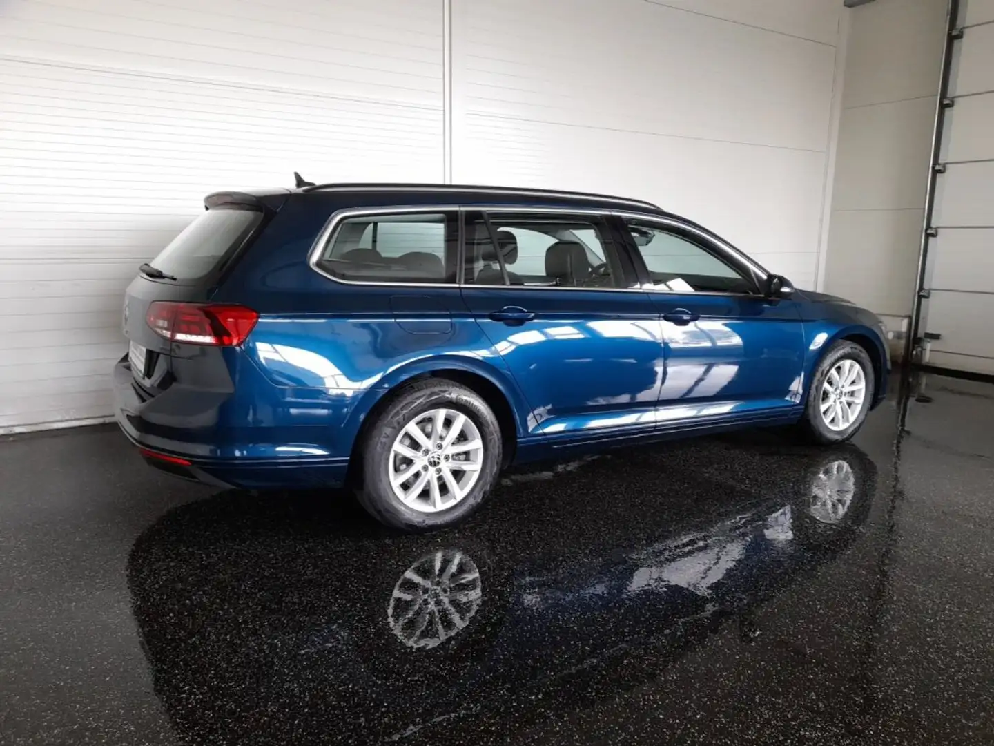 Volkswagen Passat Variant BUSINESS 2,0 TDI DSG *LED / NAVI / AHV & KAMERA / ACC / E-KLAPPE / SPORTMASSAGESITZ* Blau - 2