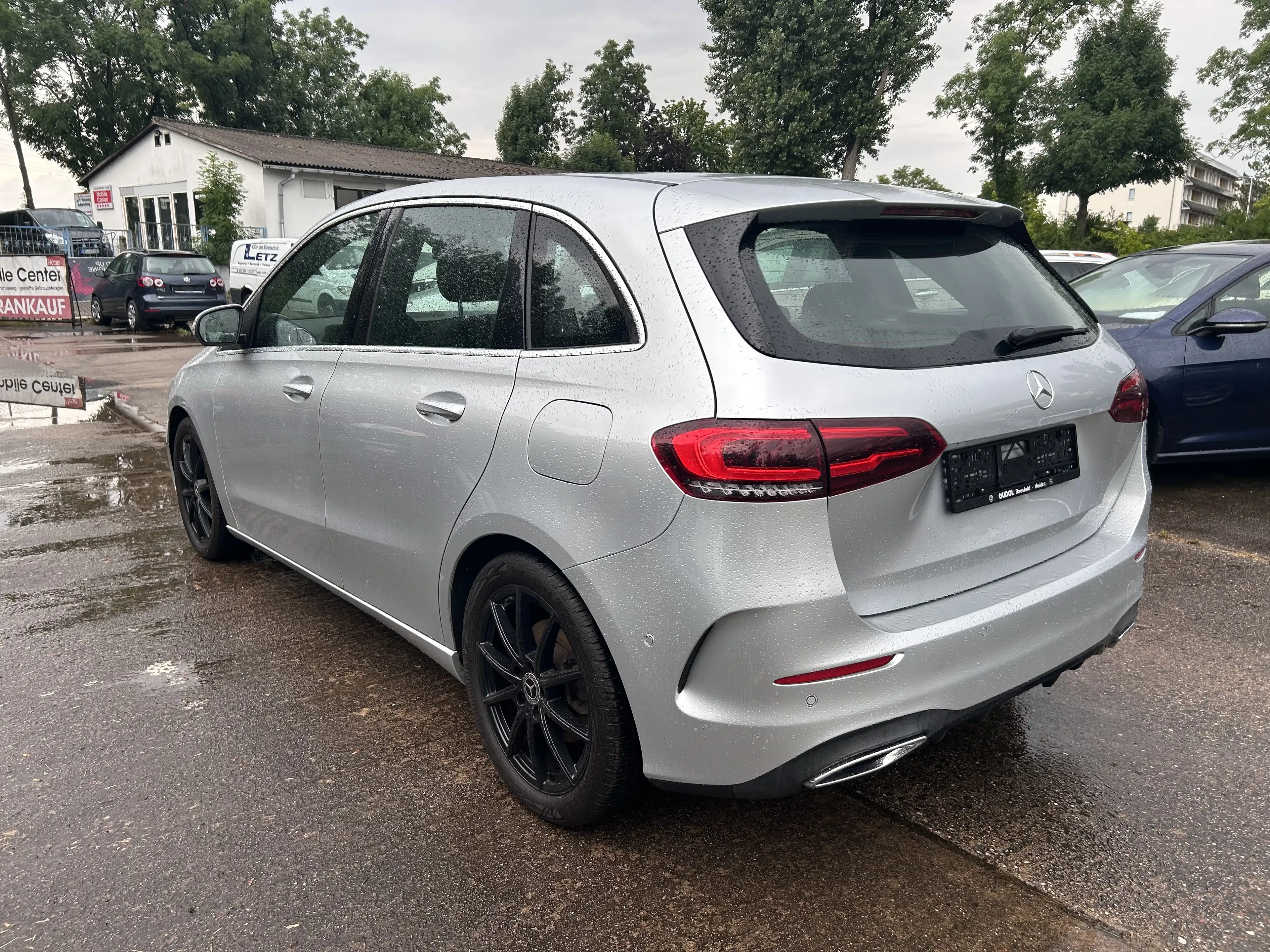Mercedes-Benz B 220 B 220 d Automatik / AMG — photo 3