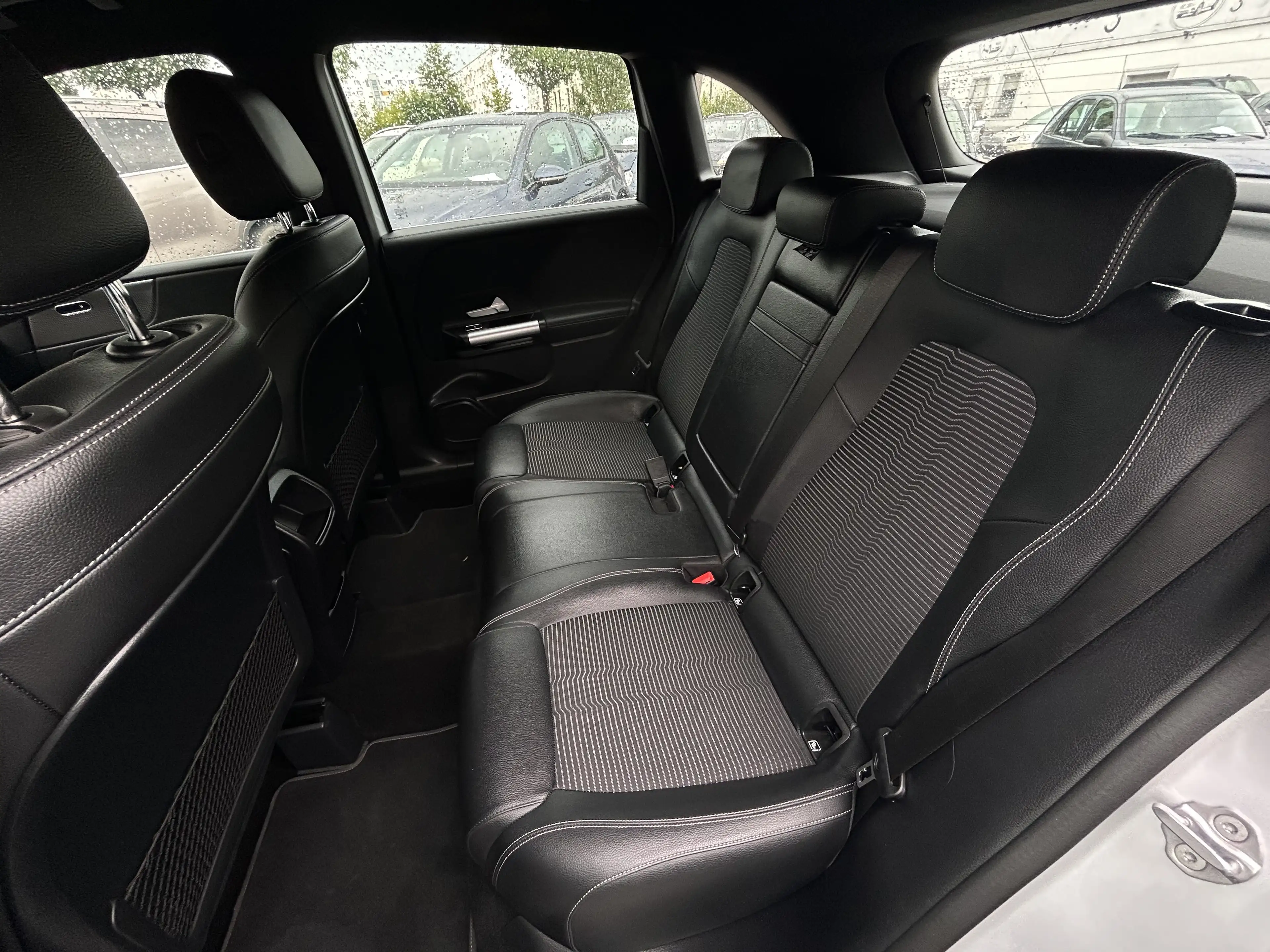 Mercedes-Benz B 220 B 220 d Automatik / AMG — photo 10