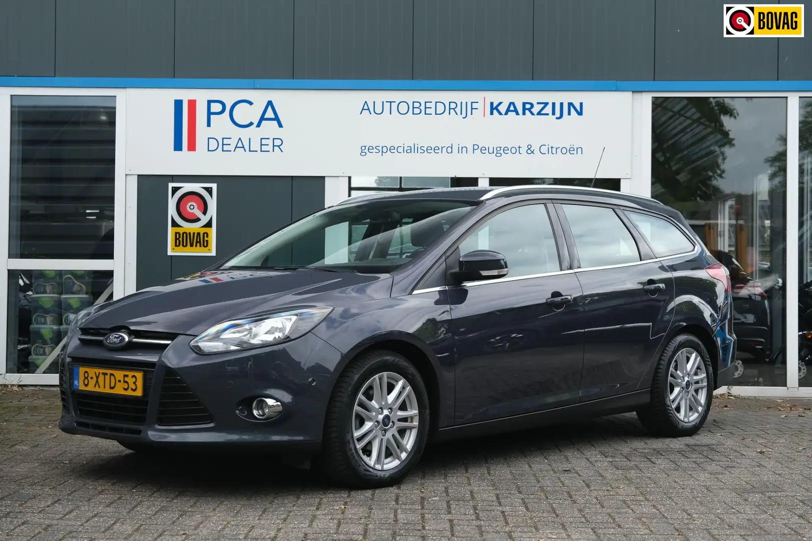Ford Focus Wagon 1.0 EcoBoost Edition Plus Grau - 1