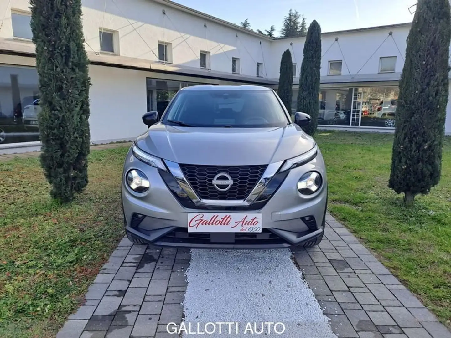 Nissan Juke 1.0 DIG-T 114 CV Acenta Grigio - 2