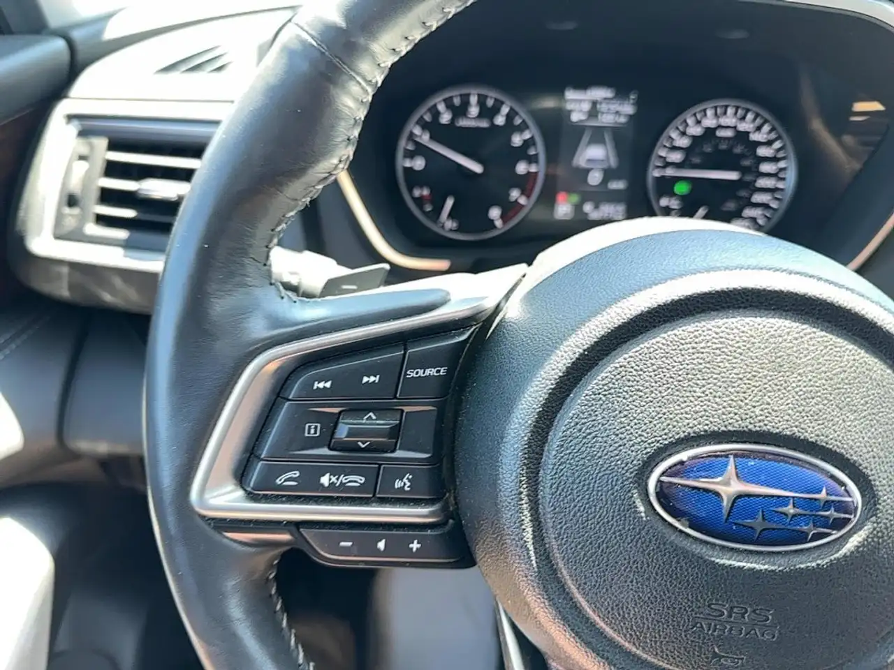 Subaru Ascent снимка Subaru Ascent
