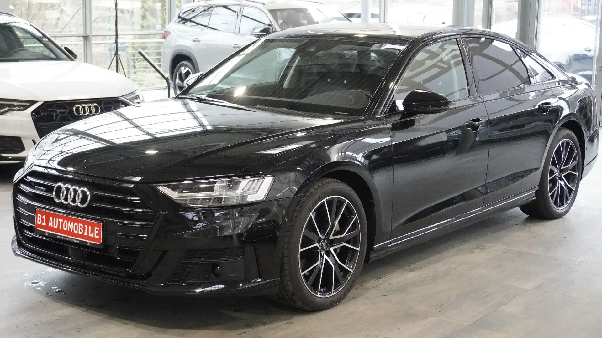 Audi A8 50  quat S-Lin*AHK*Pano*Keyless*360°*B&O*20'' Schwarz - 1