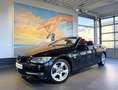 BMW 320 i Cabrio Edition Excl.LEDER+NAV+TEM+AHK+WINDS Schwarz - thumbnail 1