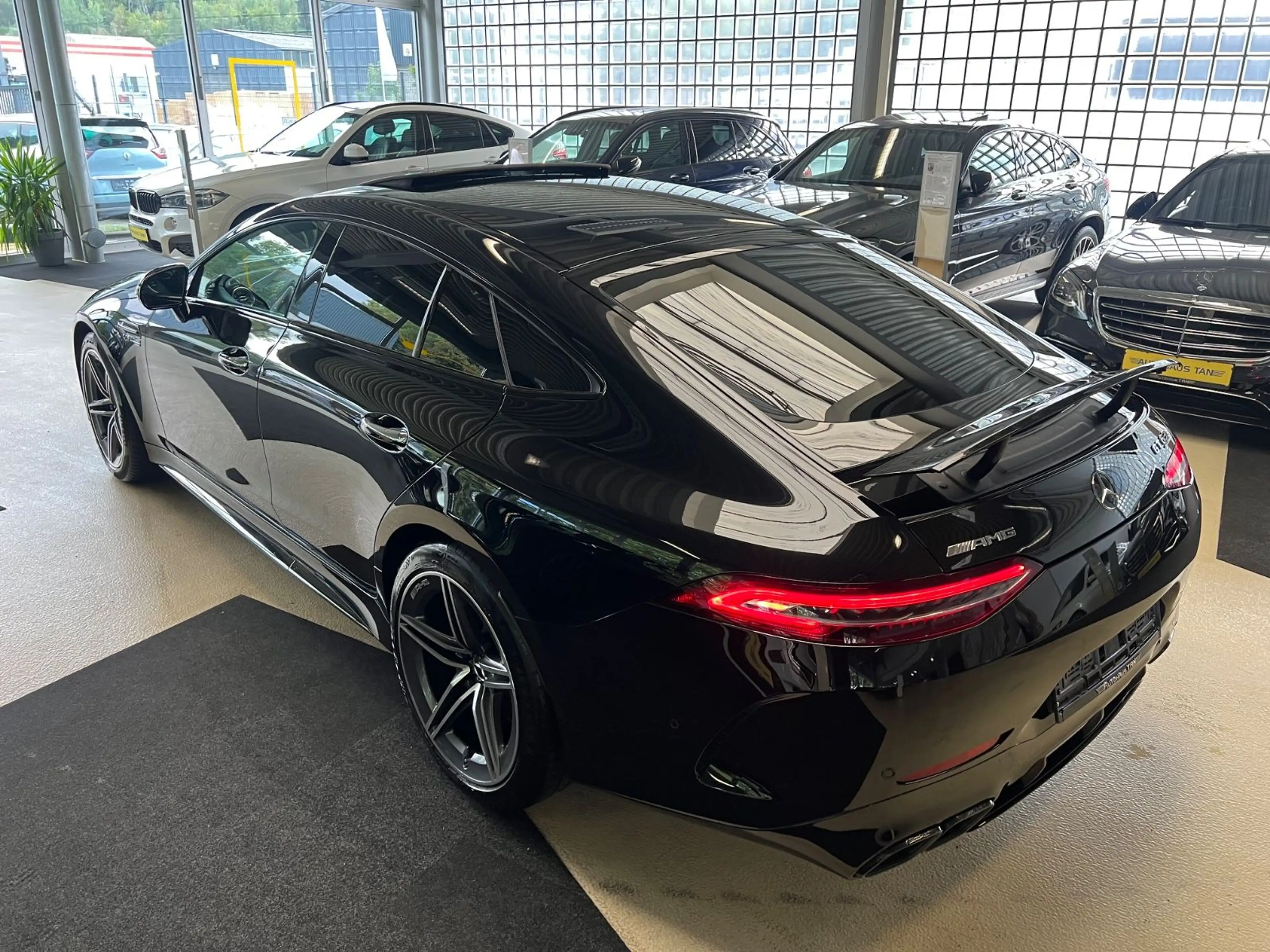 Mercedes-Benz AMG GT 4-trg. 63 S 4Matic+ *SCHIEBEDACH*SITZBEL* — photo 11