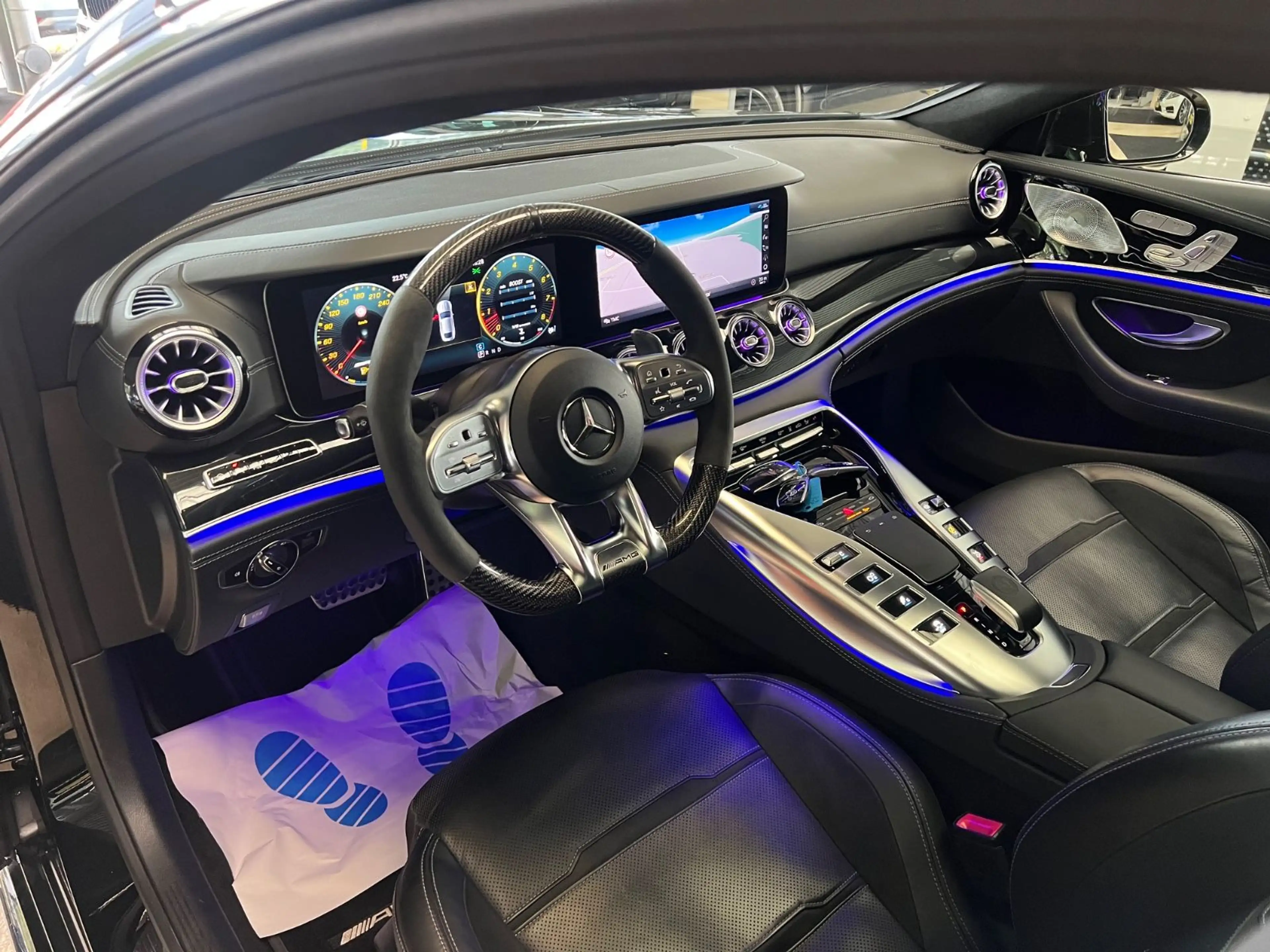 Mercedes-Benz AMG GT 4-trg. 63 S 4Matic+ *SCHIEBEDACH*SITZBEL* — photo 13
