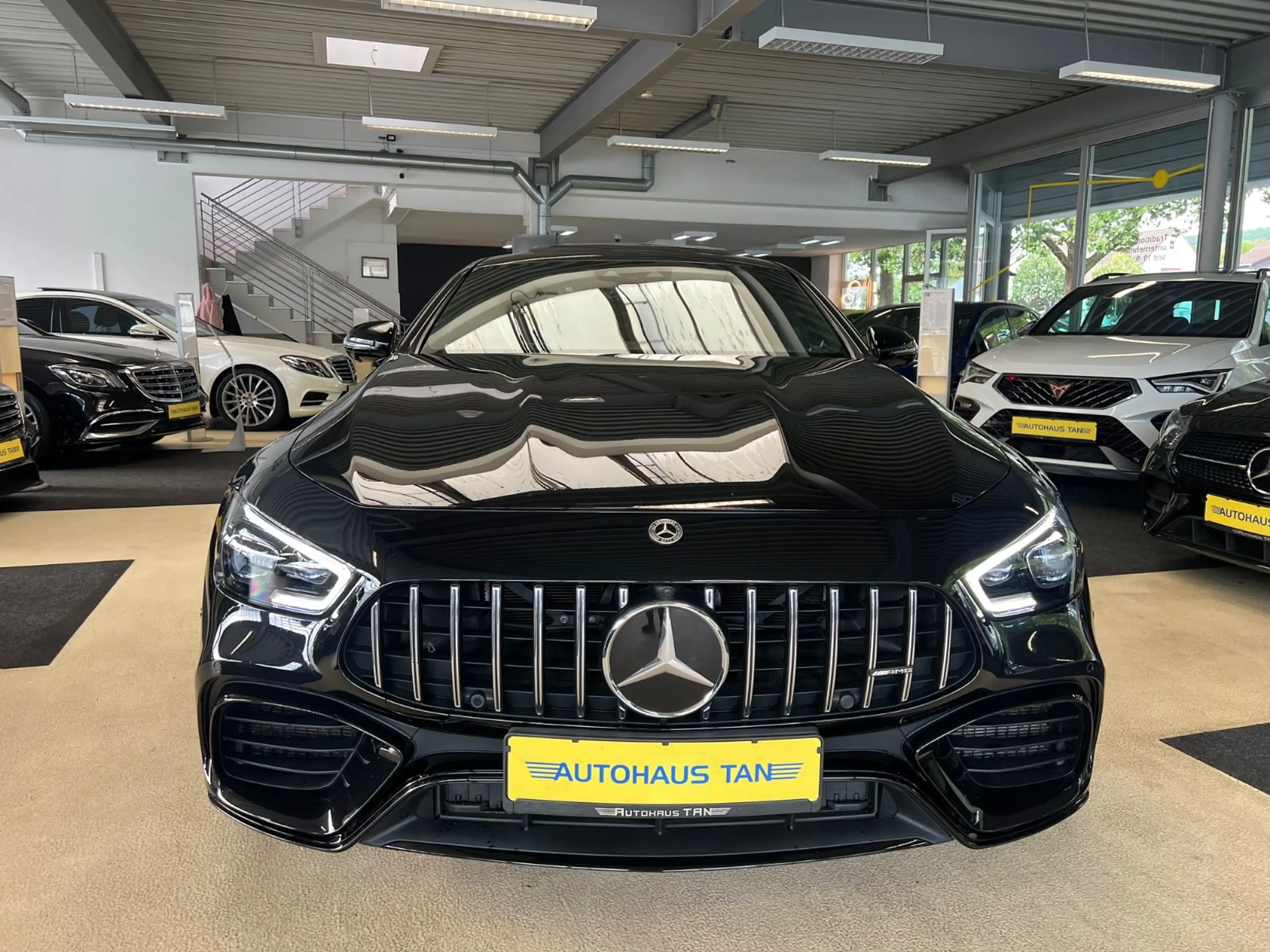 Mercedes-Benz AMG GT 4-trg. 63 S 4Matic+ *SCHIEBEDACH*SITZBEL* — photo 2