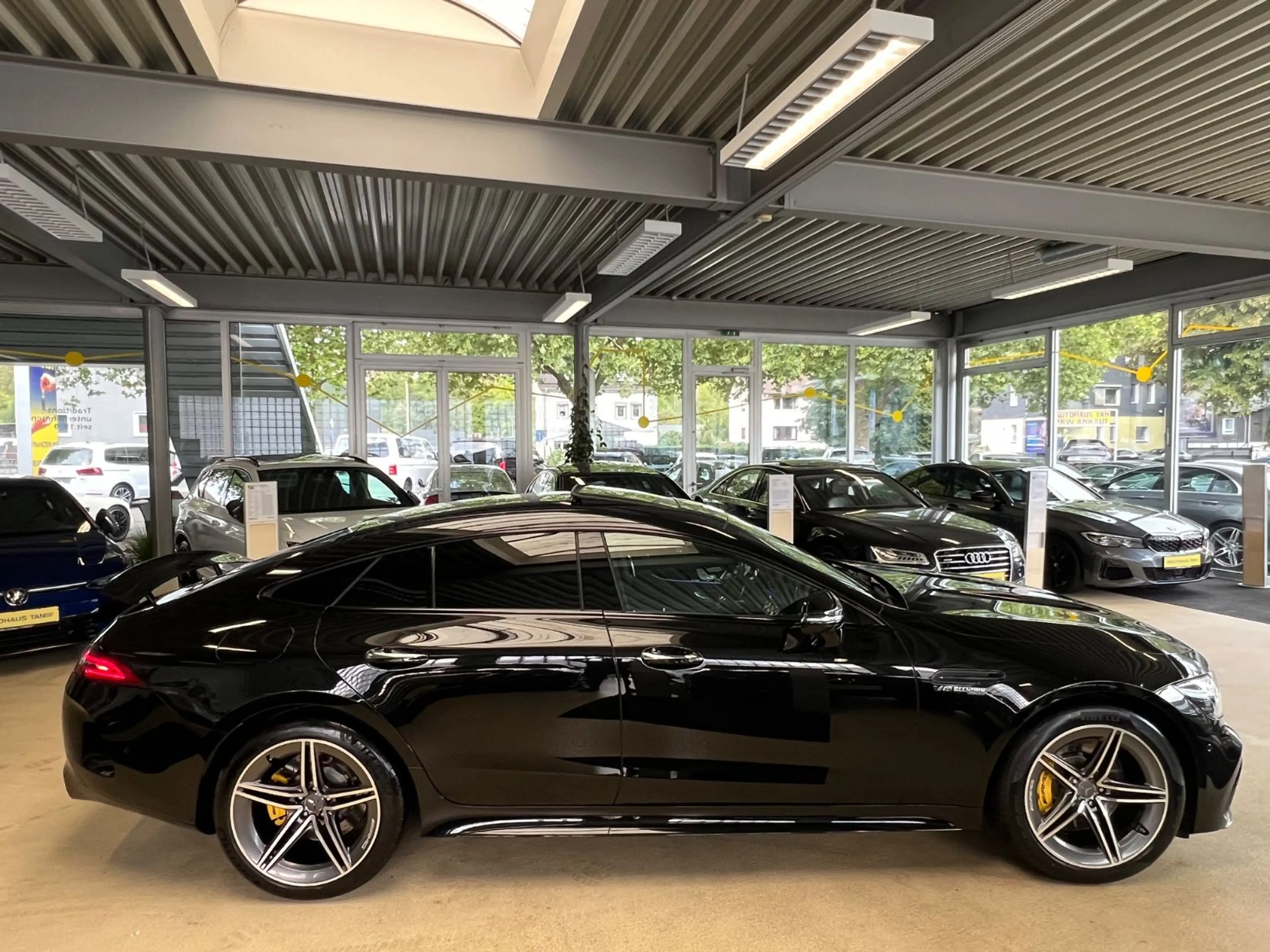 Mercedes-Benz AMG GT 4-trg. 63 S 4Matic+ *SCHIEBEDACH*SITZBEL* — photo 8