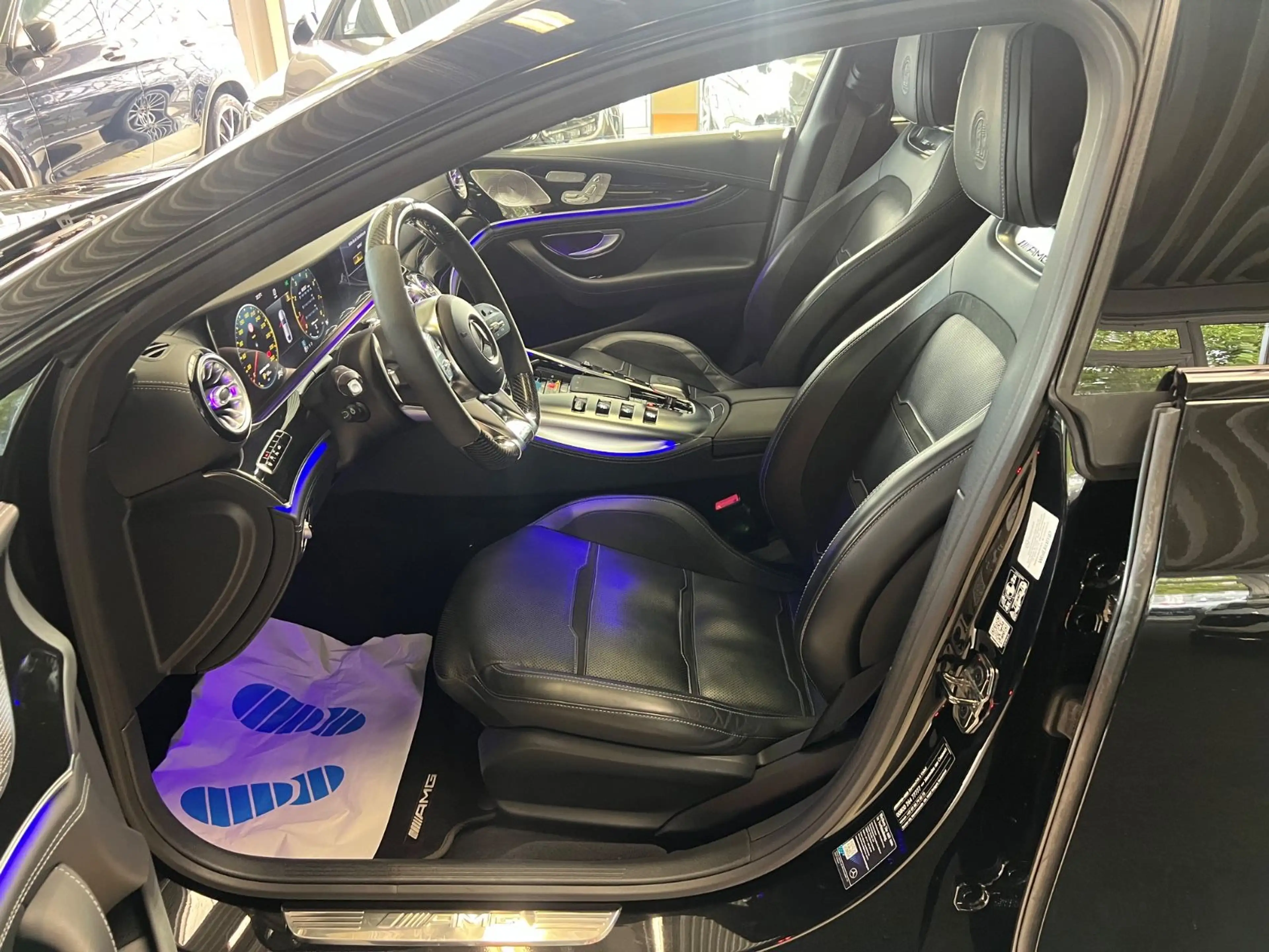 Mercedes-Benz AMG GT 4-trg. 63 S 4Matic+ *SCHIEBEDACH*SITZBEL* — photo 12