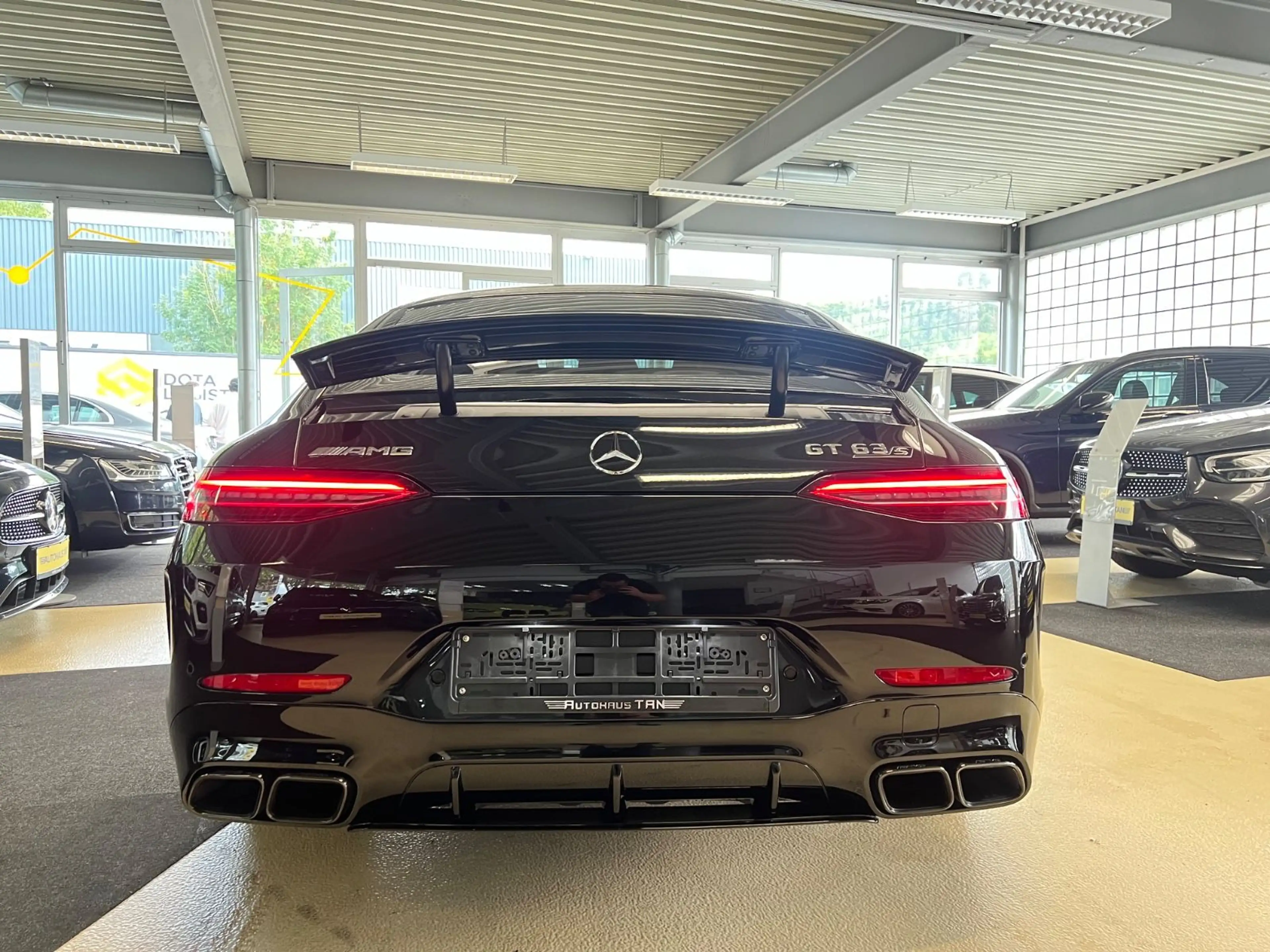 Mercedes-Benz AMG GT 4-trg. 63 S 4Matic+ *SCHIEBEDACH*SITZBEL* — photo 6