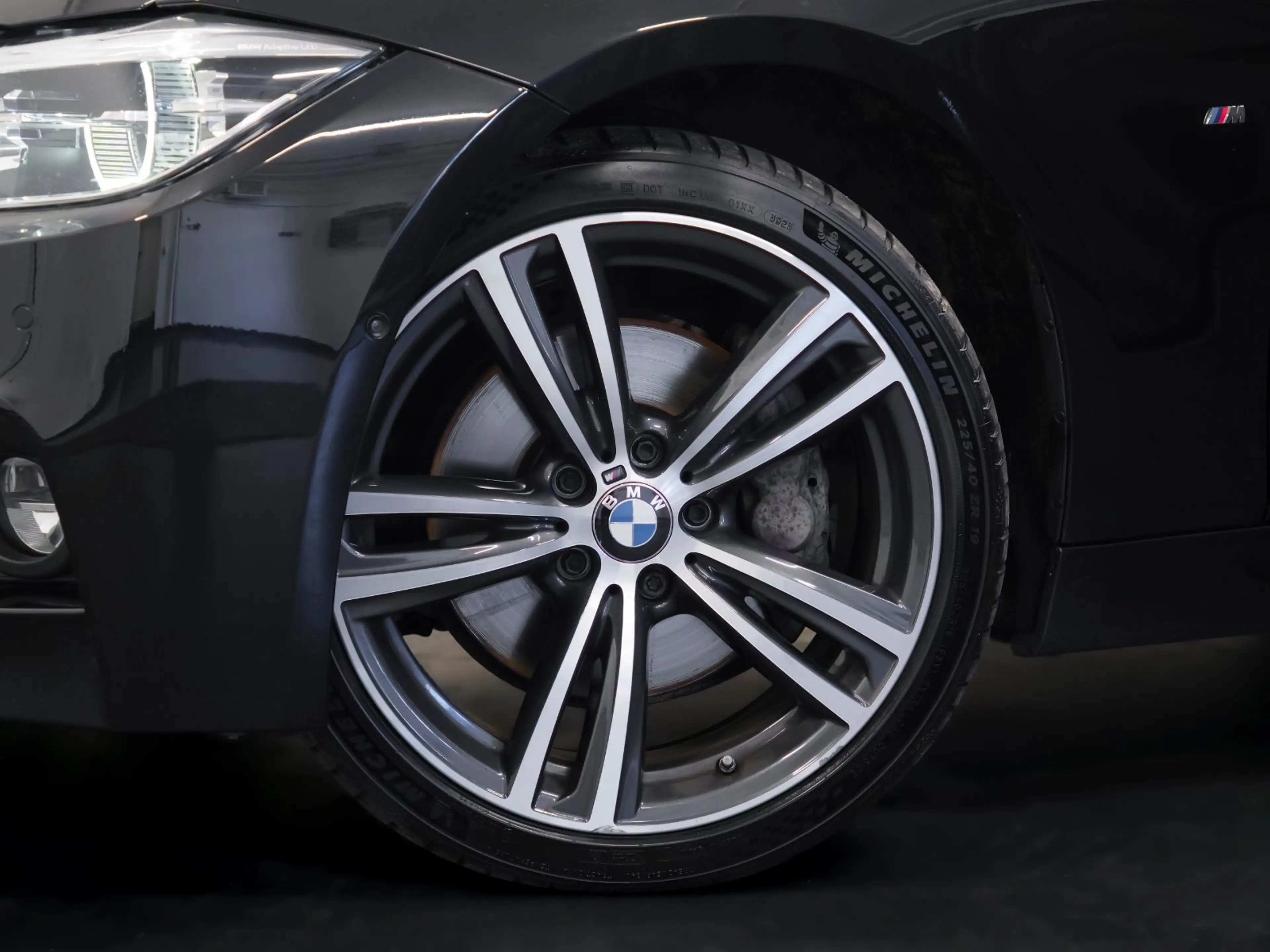 BMW 335 d xDrive M SPORT VIRTUAL/ACC/H&K/PANO/HUD — photo 4
