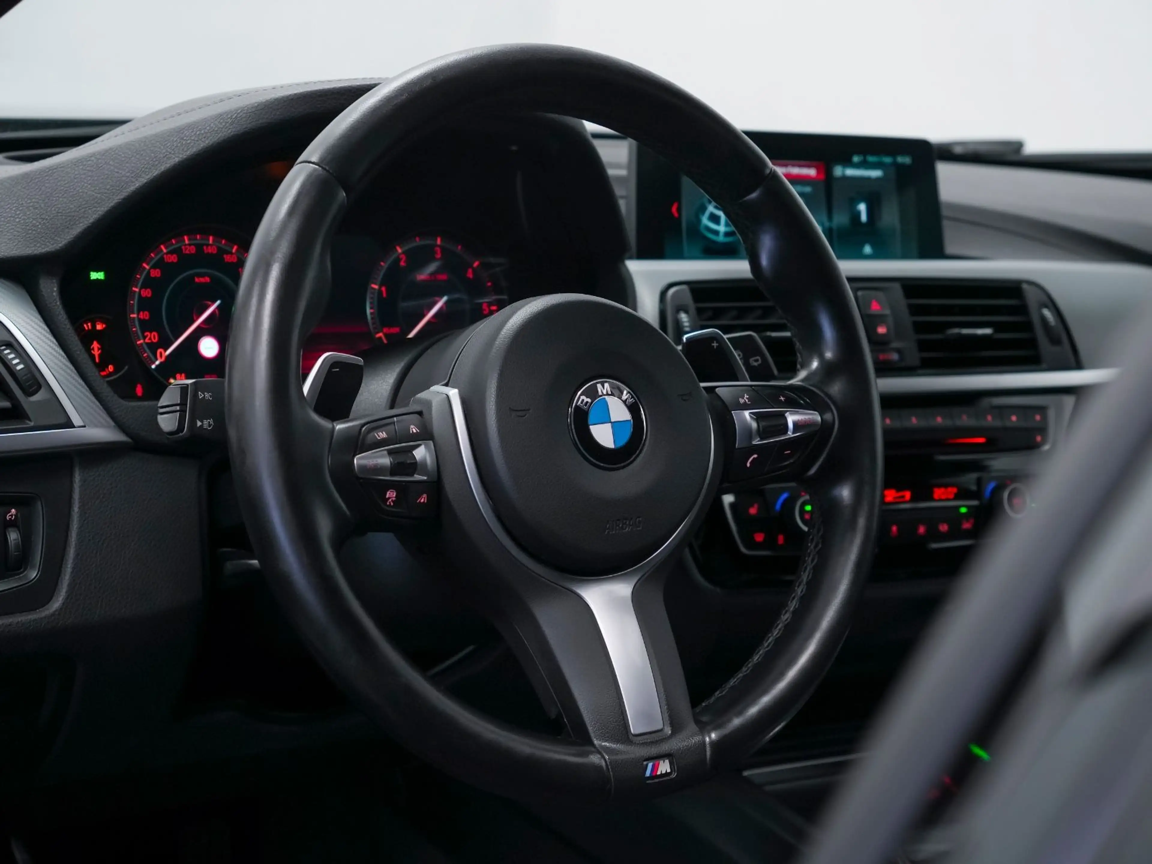 BMW 335 d xDrive M SPORT VIRTUAL/ACC/H&K/PANO/HUD — photo 14