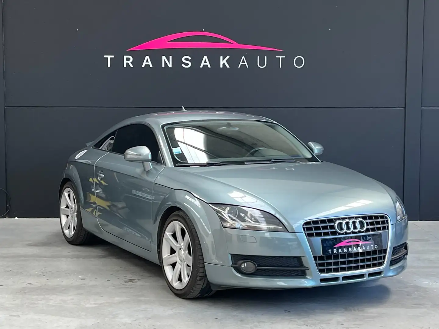 Audi Coupe Grau - 1