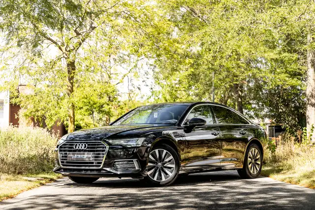 Audi A6 view 3