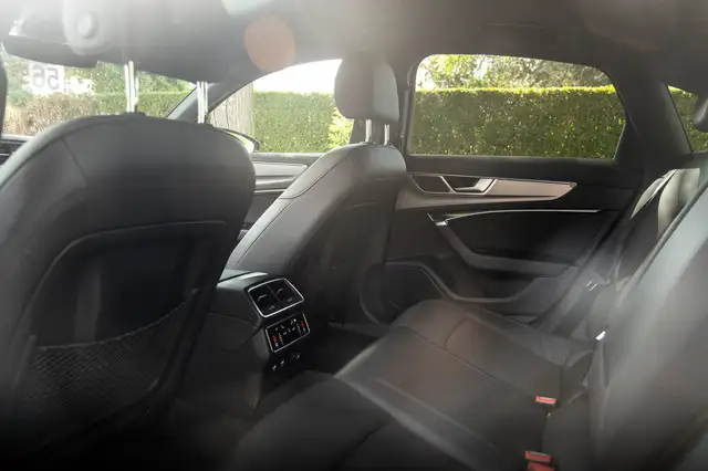 Audi A6 view 7