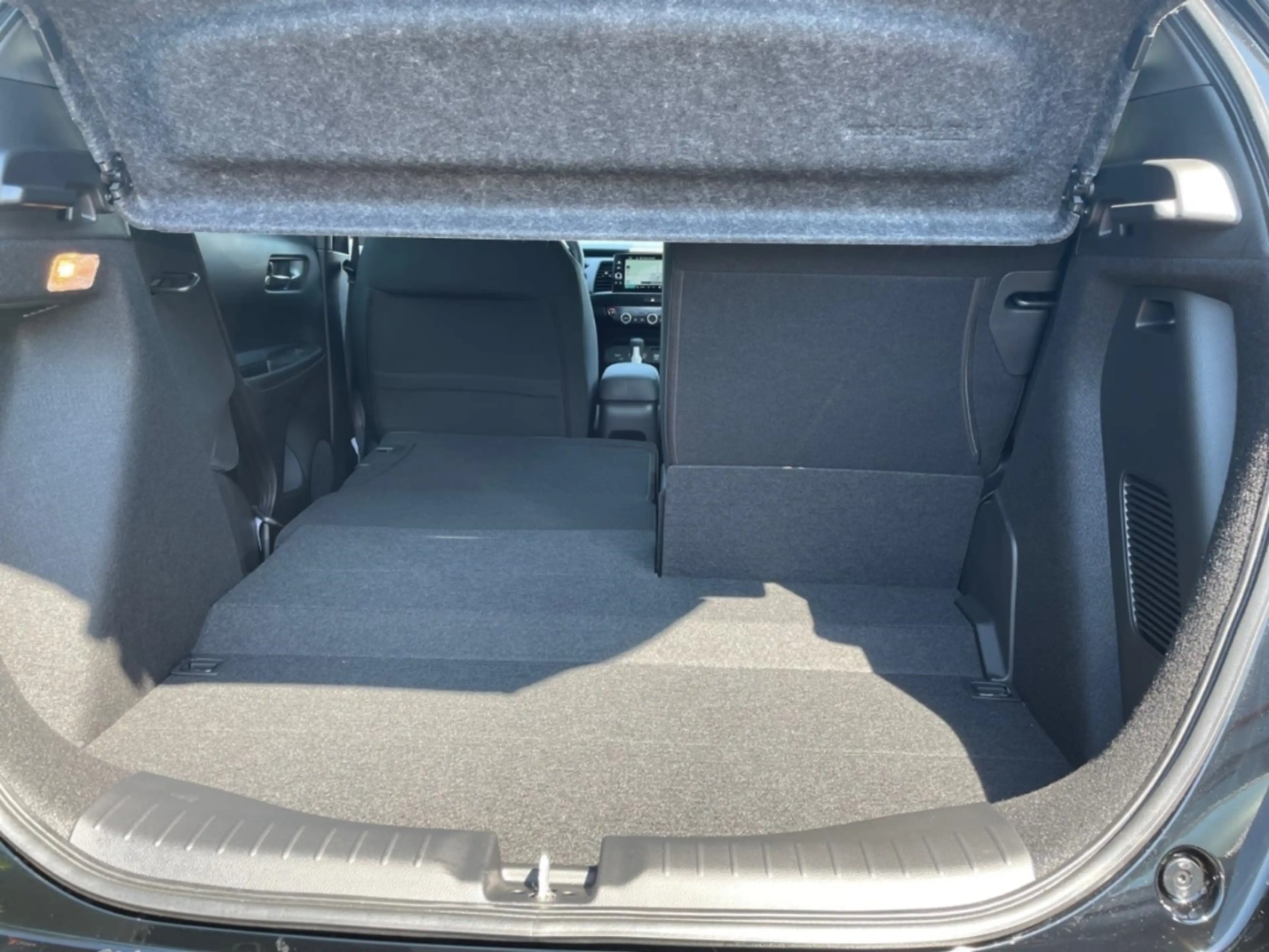 Honda Jazz i-MMD Hybrid 1.5 e HEV Elegance Navi LED ACC Apple — photo 14