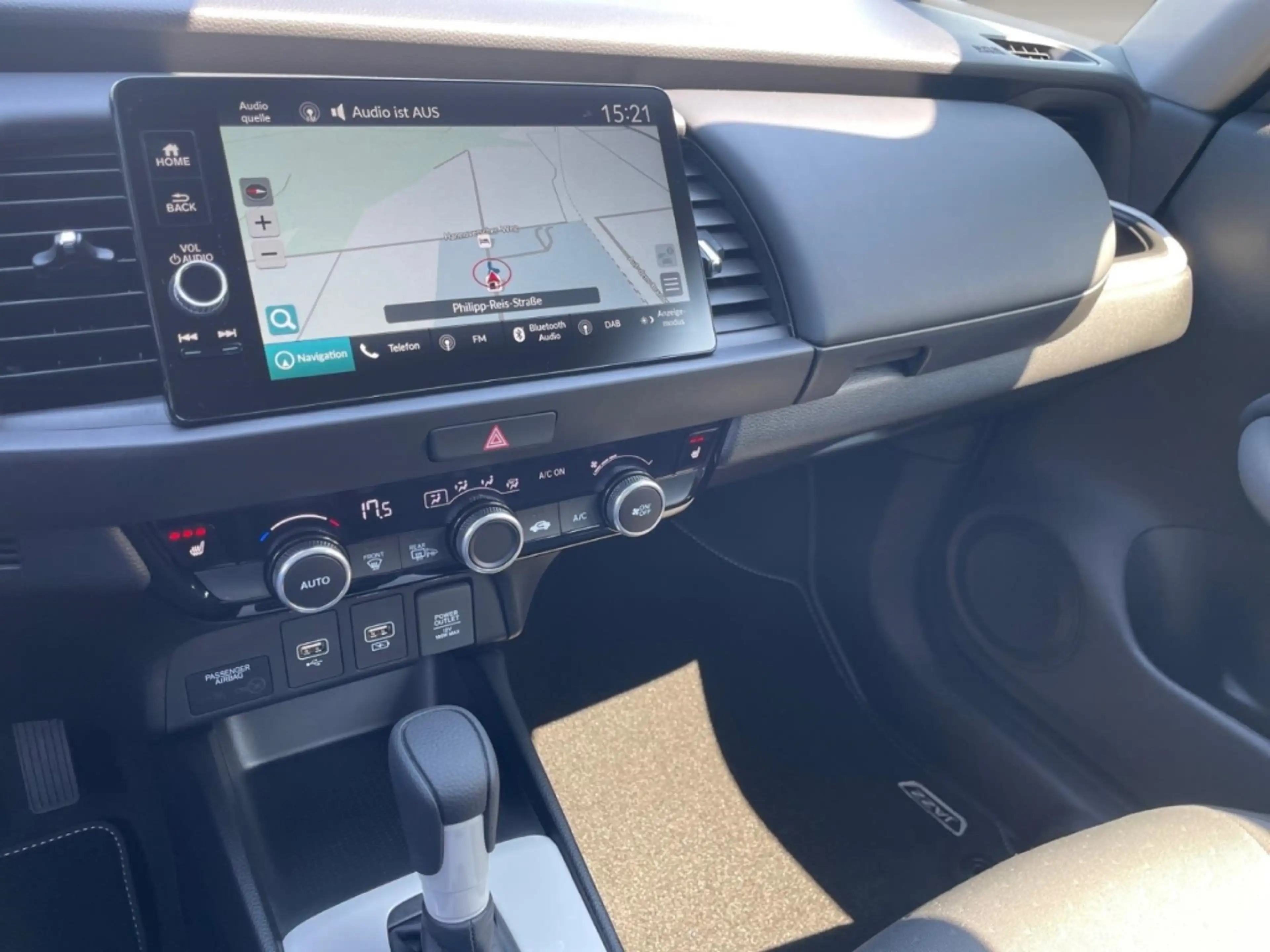 Honda Jazz i-MMD Hybrid 1.5 e HEV Elegance Navi LED ACC Apple — photo 11