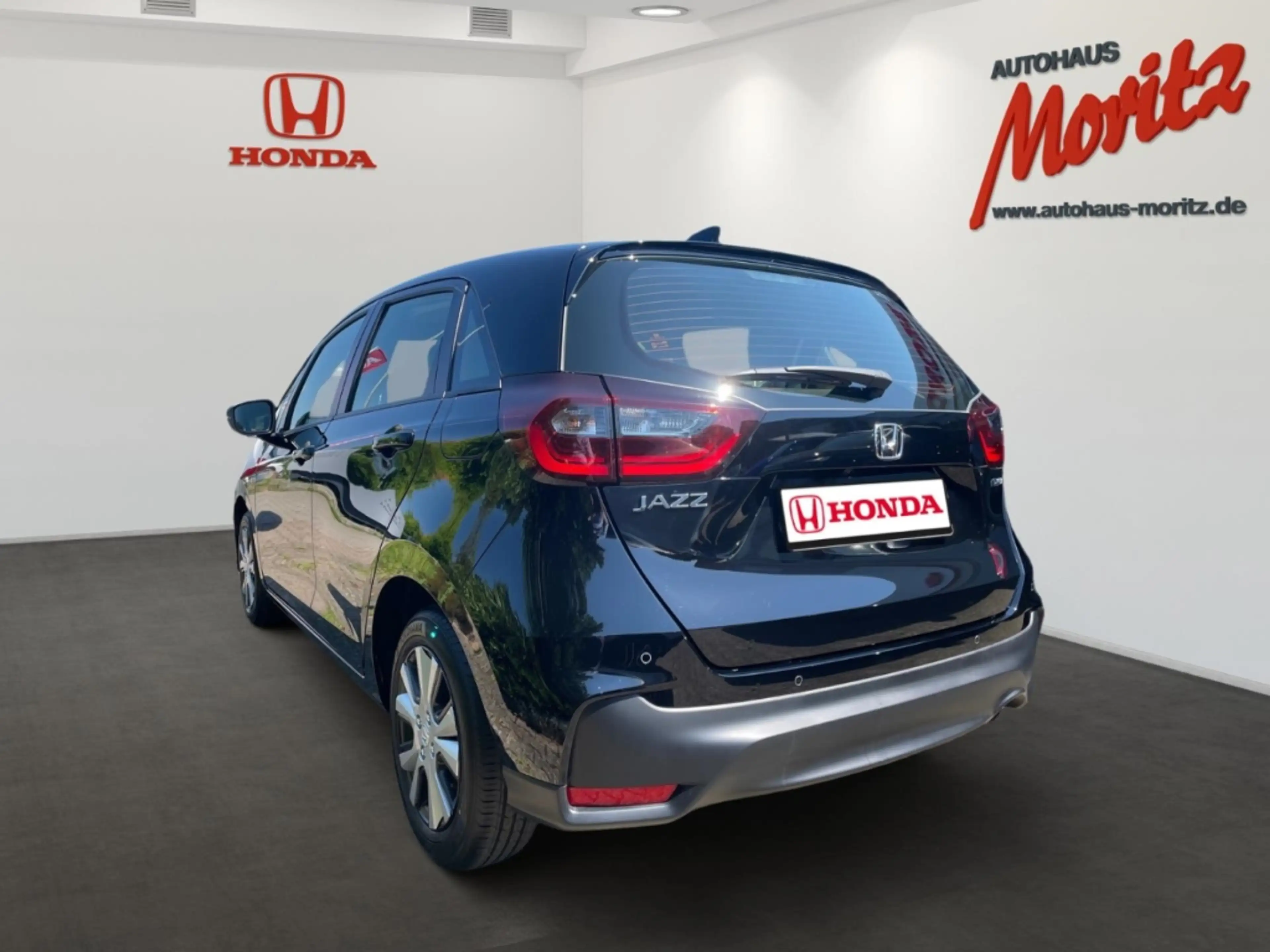 Honda Jazz i-MMD Hybrid 1.5 e HEV Elegance Navi LED ACC Apple — photo 6