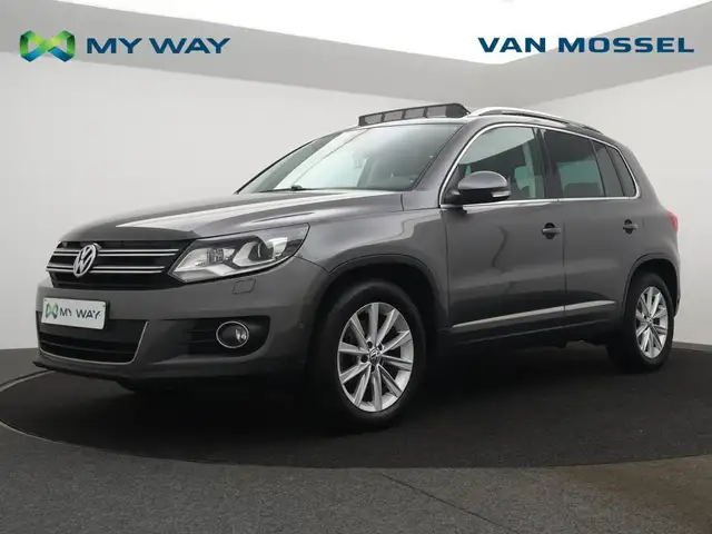 Volkswagen Tiguan Tiguan Sport & Style 1.4TSI BlueMotion Technology 150PK *PANODAK*LEDER*PDC*ZETELVERWARMING*BLTH*RADIO*...*
