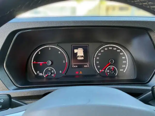 Volkswagen Caddy view 9