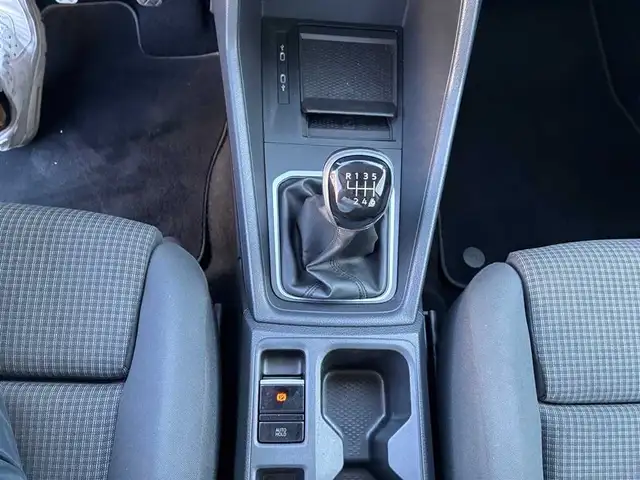Volkswagen Caddy view 13