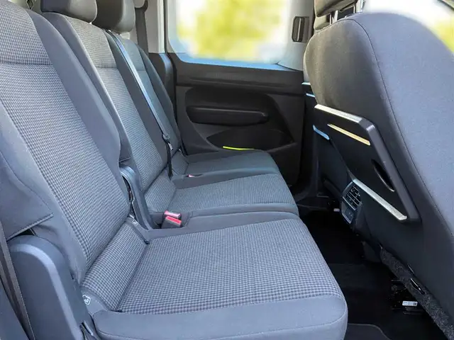 Volkswagen Caddy view 18