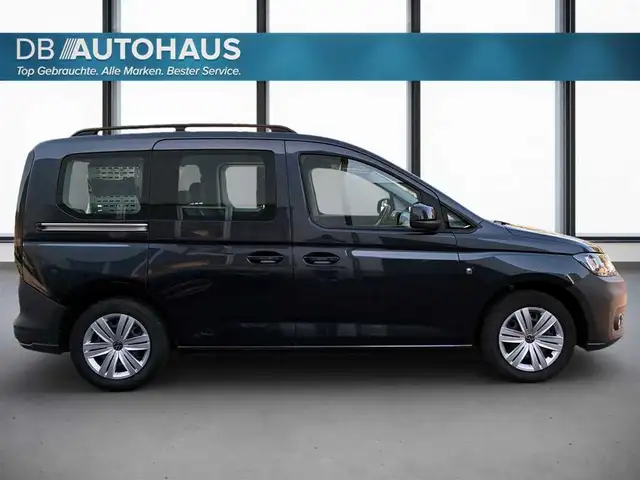 Volkswagen Caddy view 3