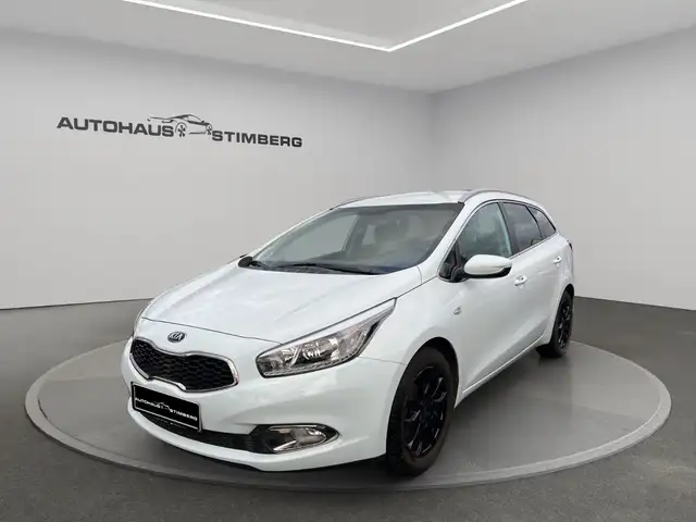 Kia Ceed SW / cee'd SW 1.4CVVT*KAMERA*NAVI*SHZ*TEMPOM